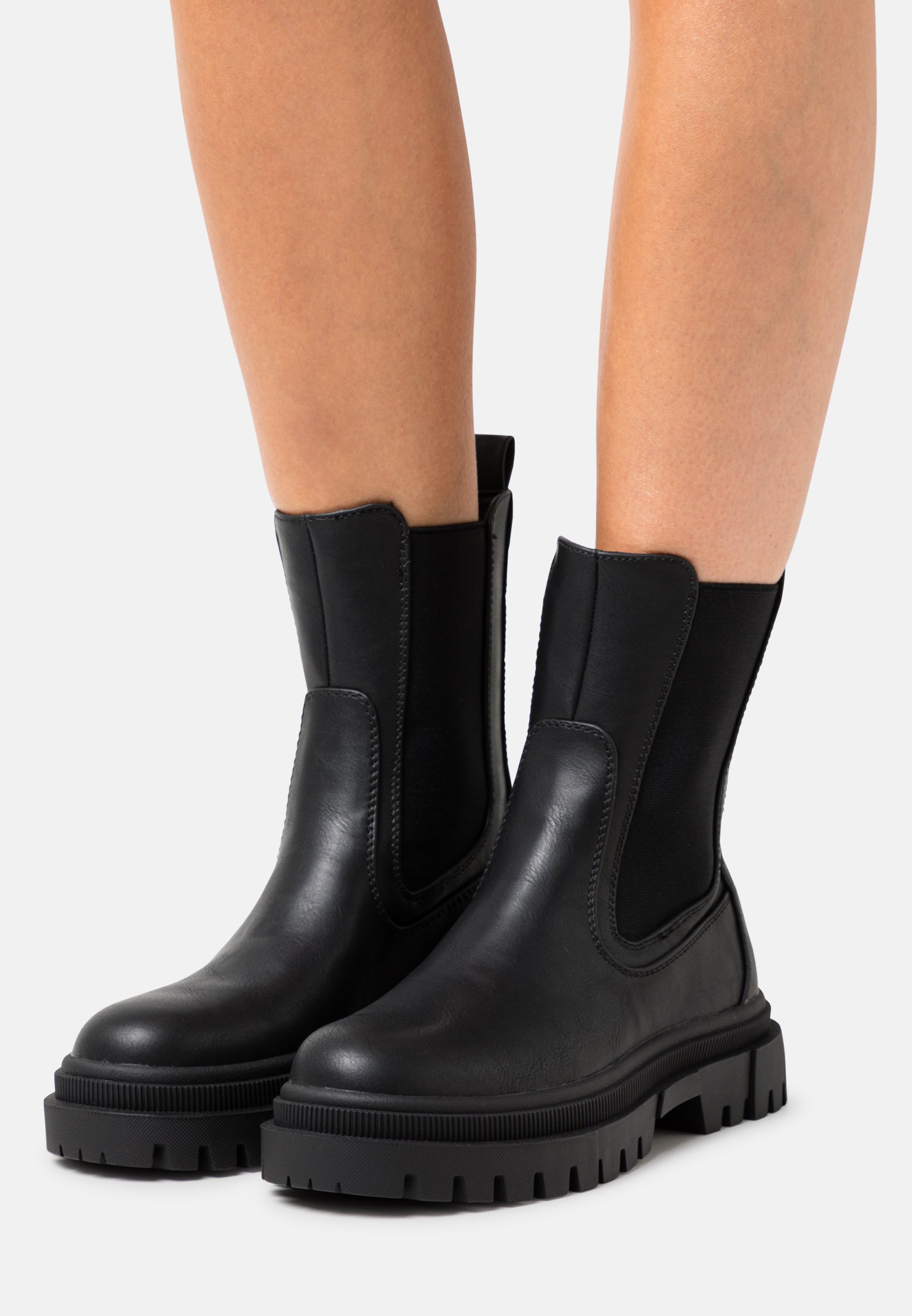 Platform ankle boots