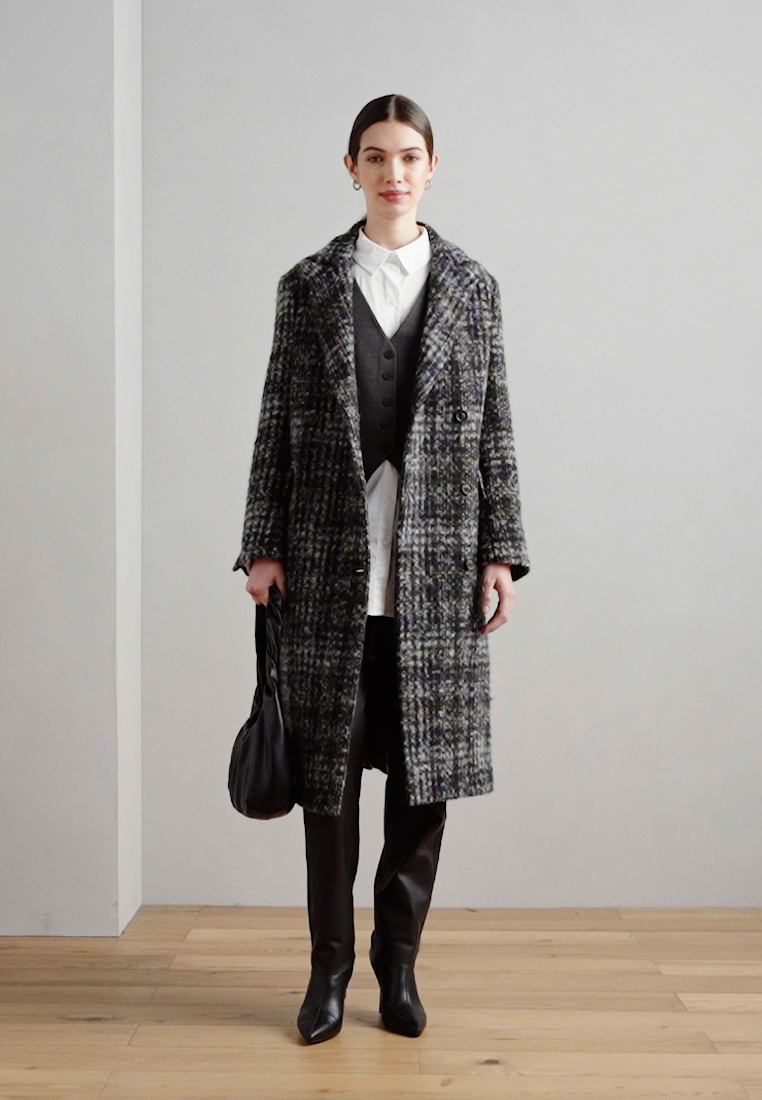 DOUBLE BREASTED COAT - Classic coat