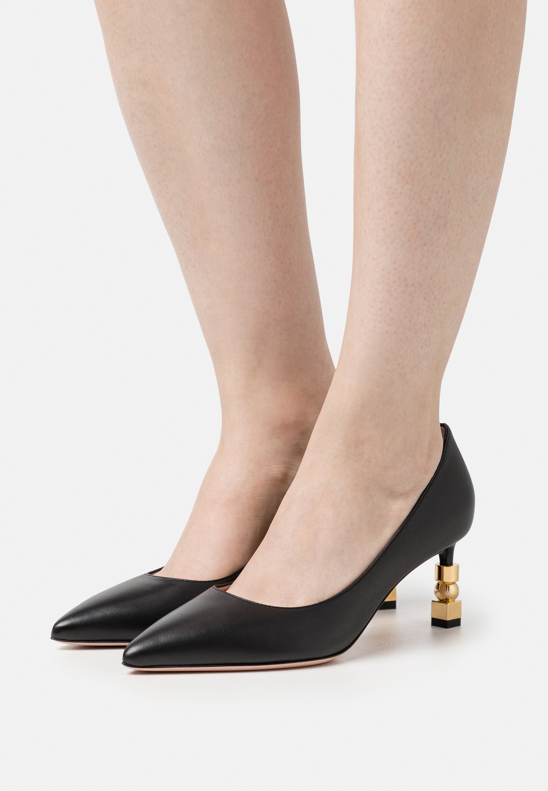 HILARY- Classic heels