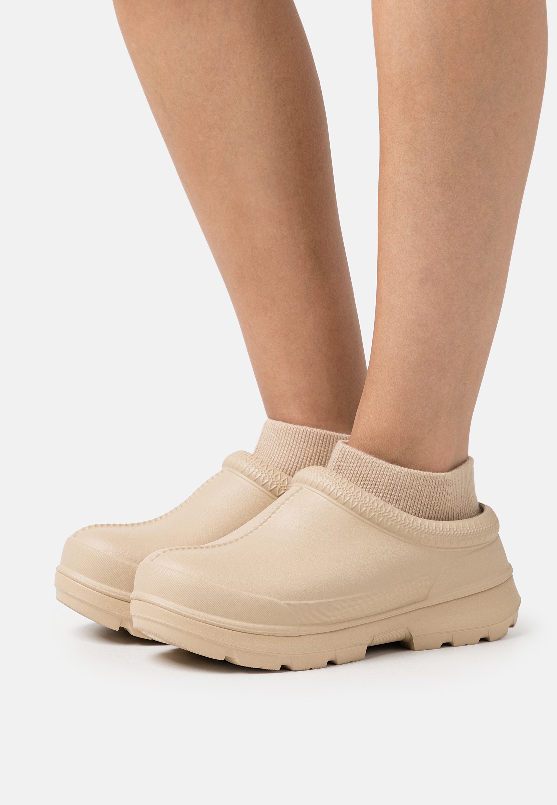 TASMAN - Slip-ons