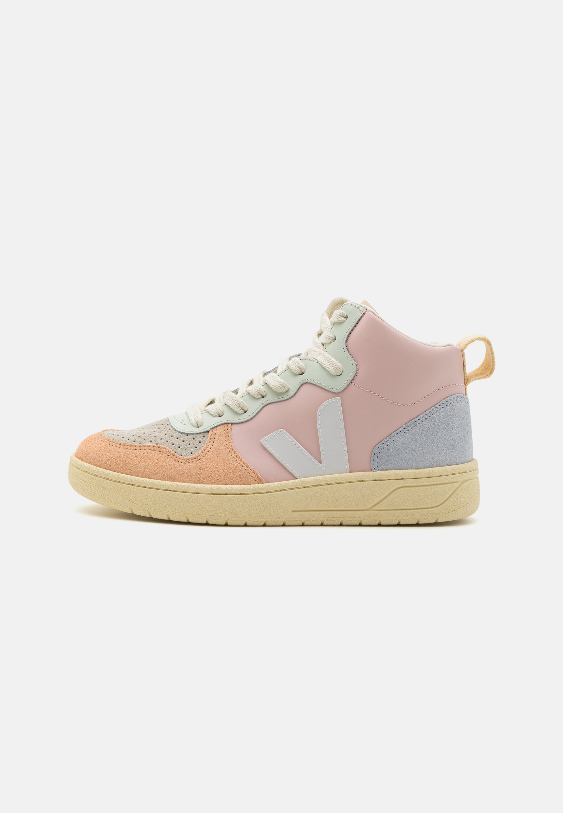V-15 - High-top trainers