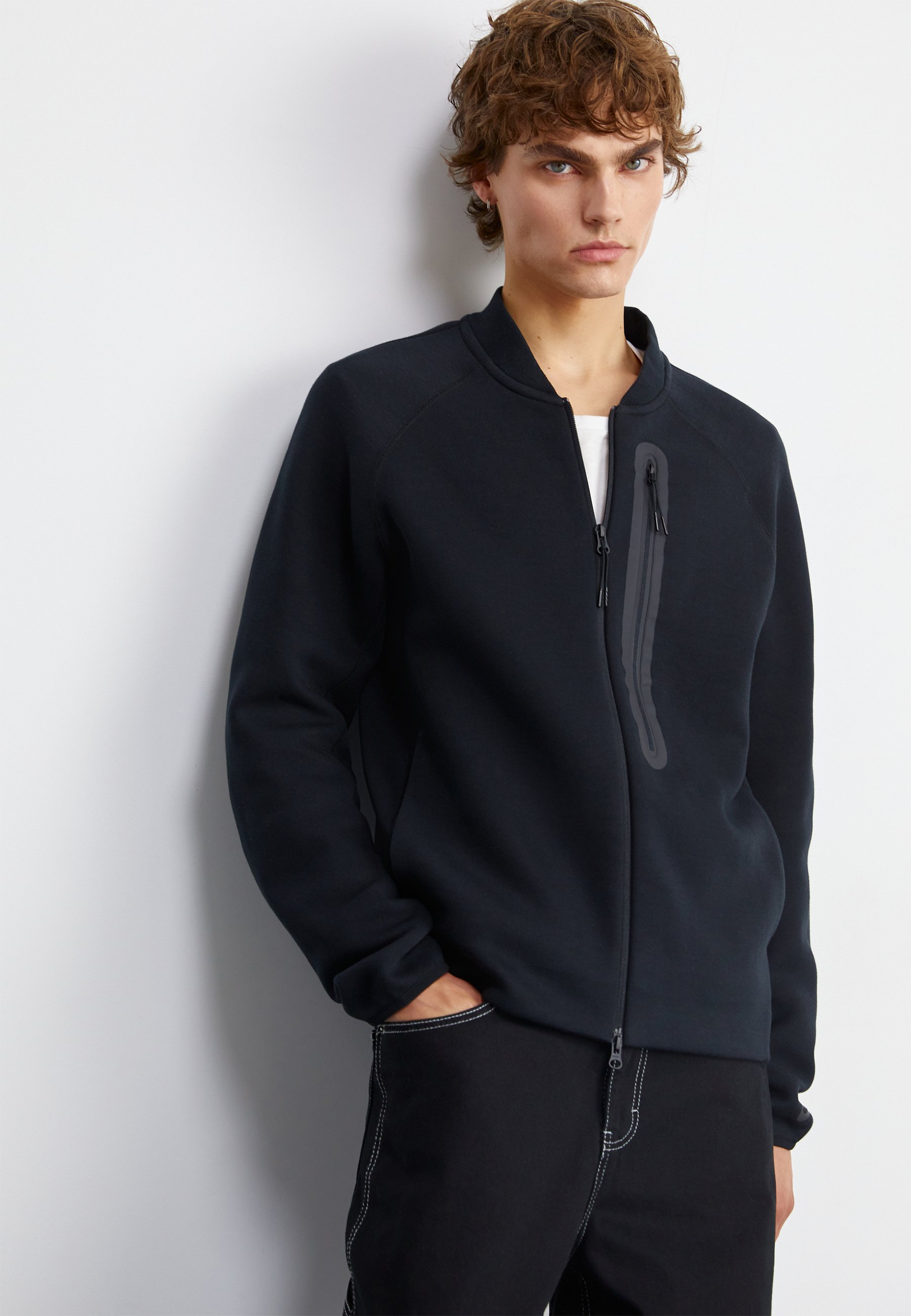 Zip-up sweatshirt