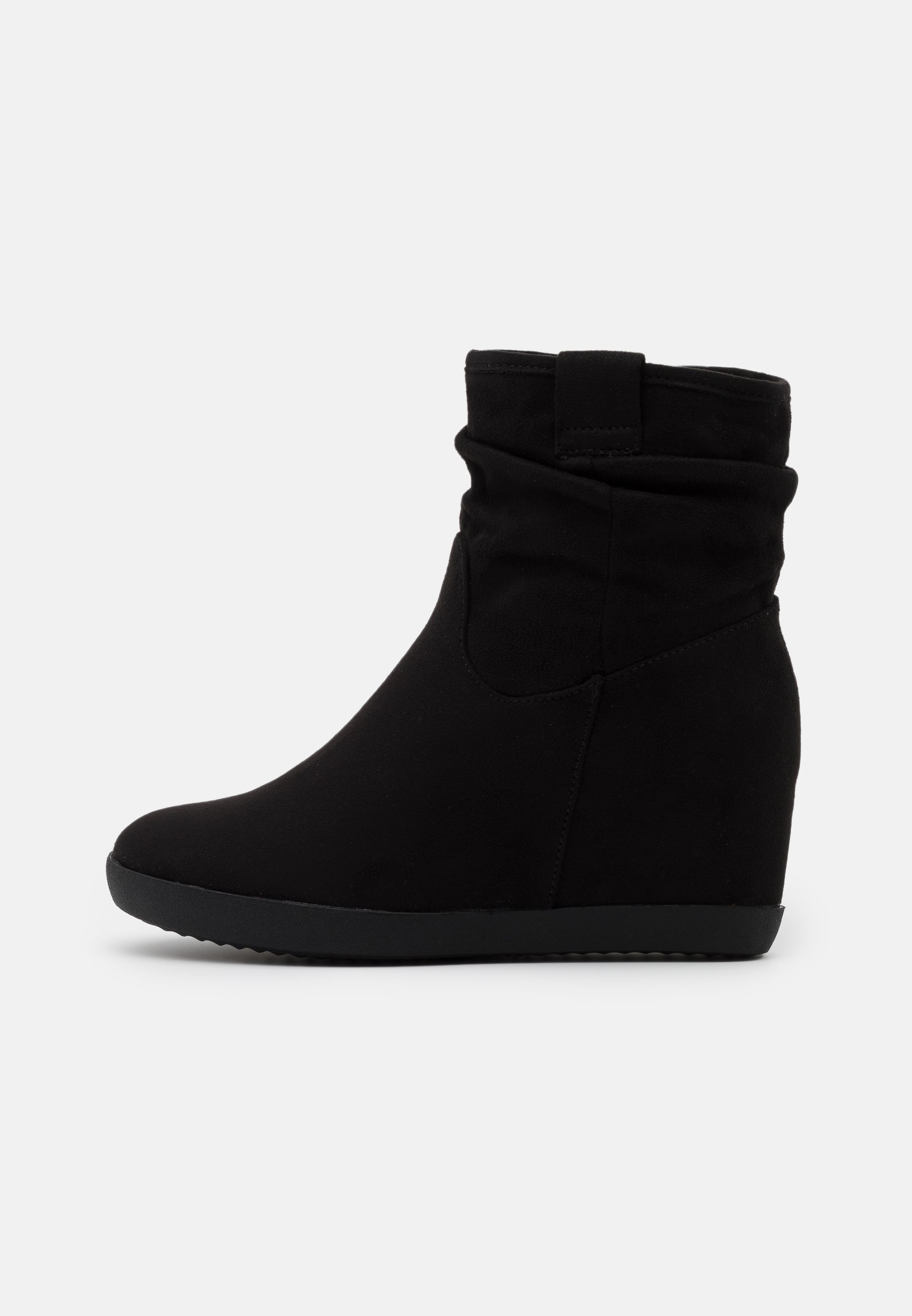WINTER BOOT - Wedge Ankle Boots