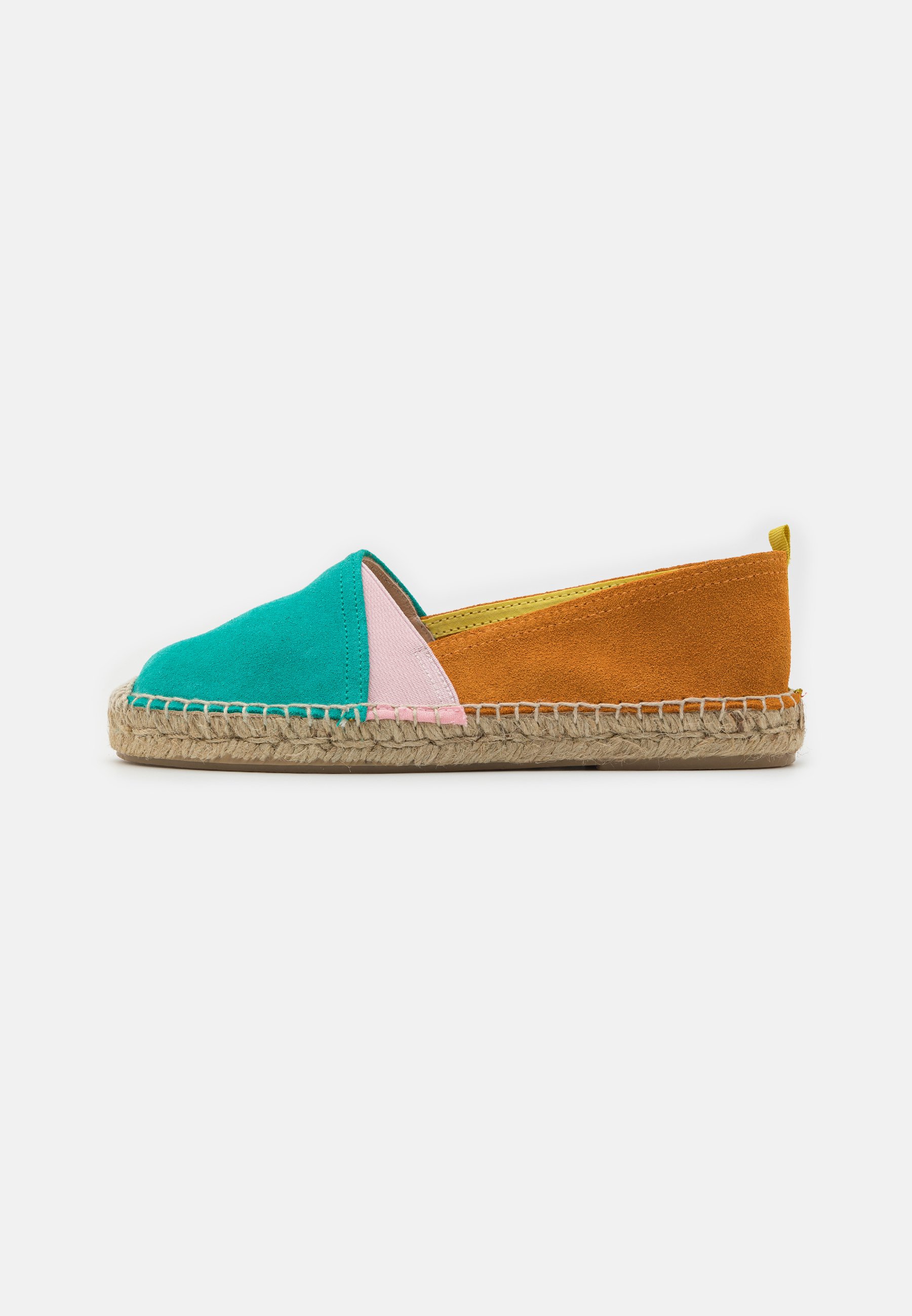 LEATHER- Slip-ons