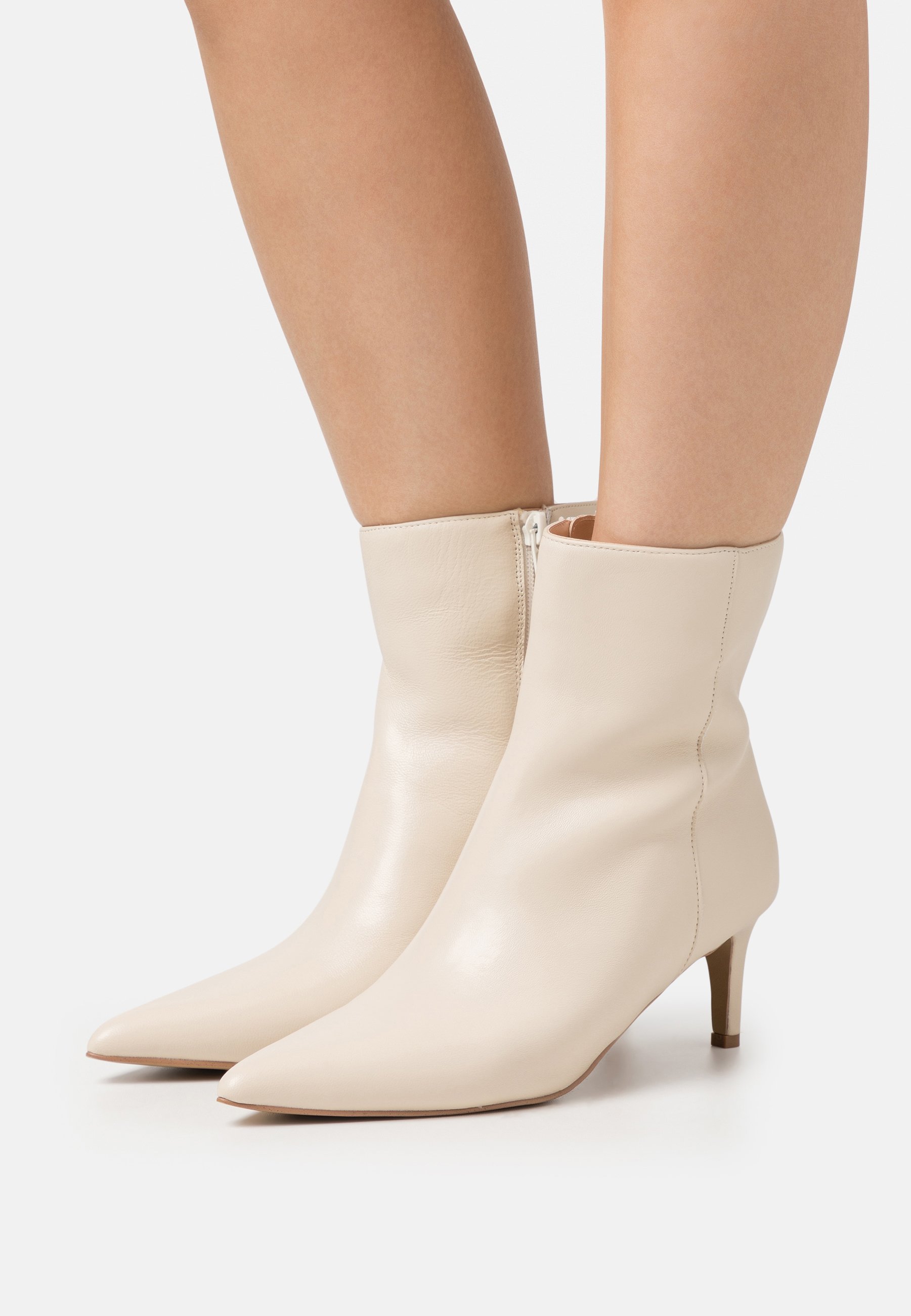 LEATHER - Classic ankle boots