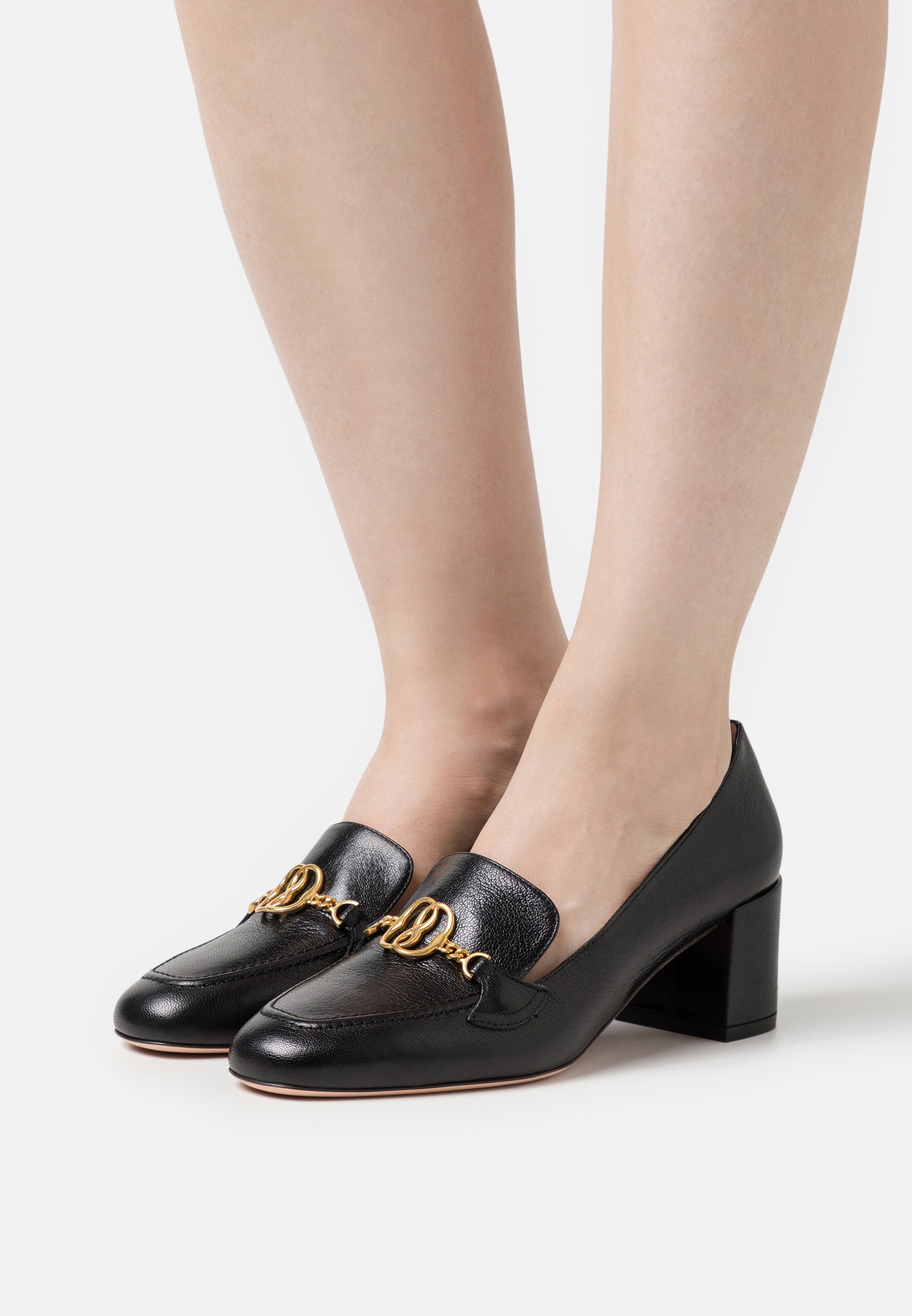 OBRIEN- Classic heels