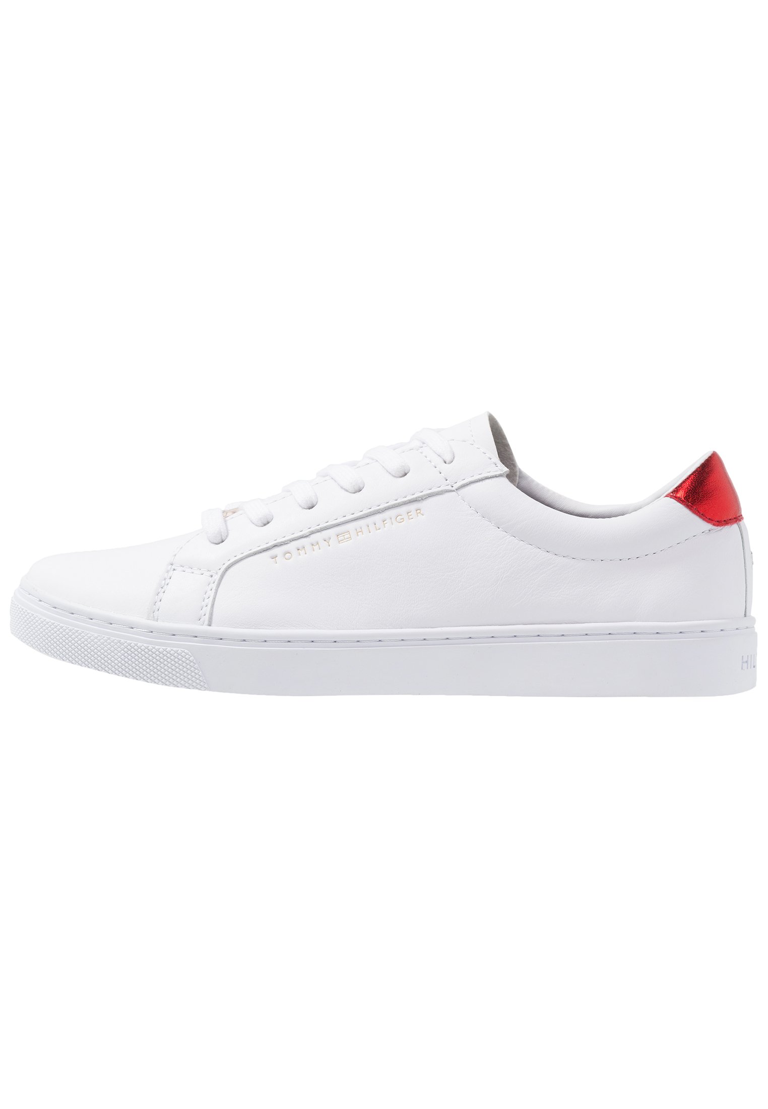 ESSENTIAL - Trainers