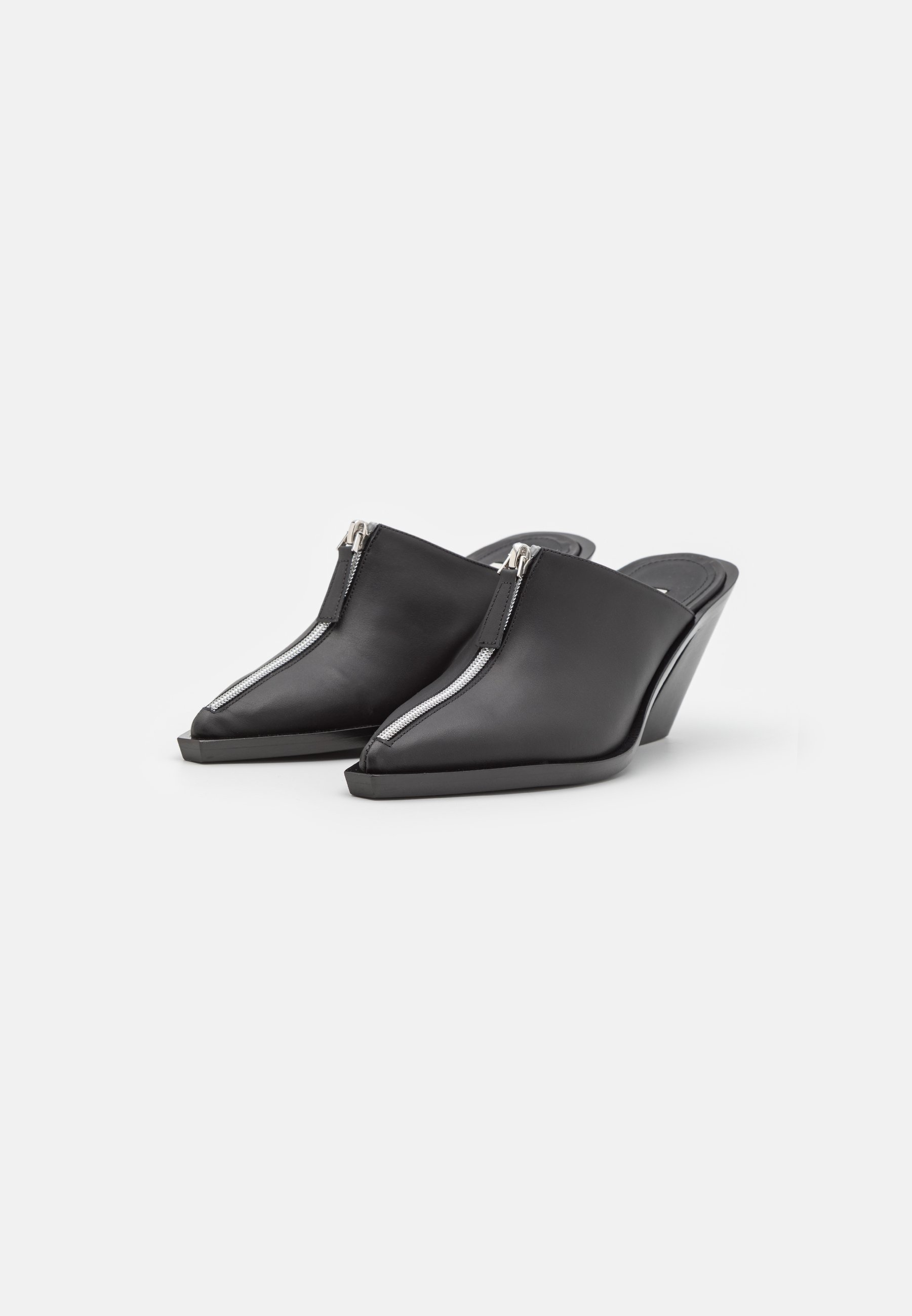 ECLAIR ZIP MULE- Heeled mules