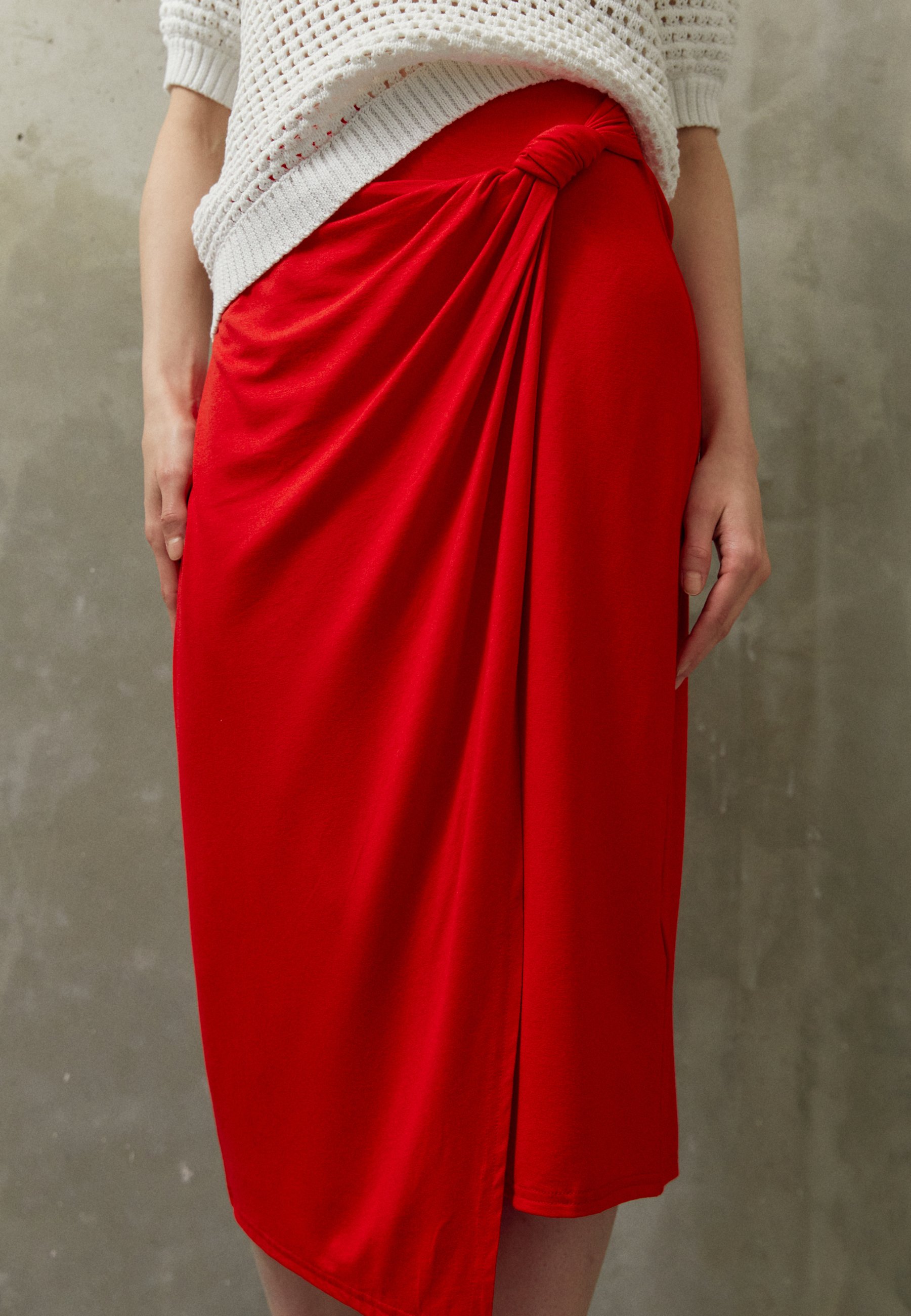 FRONT KNOT MIDI SKIRT - Pencil skirt