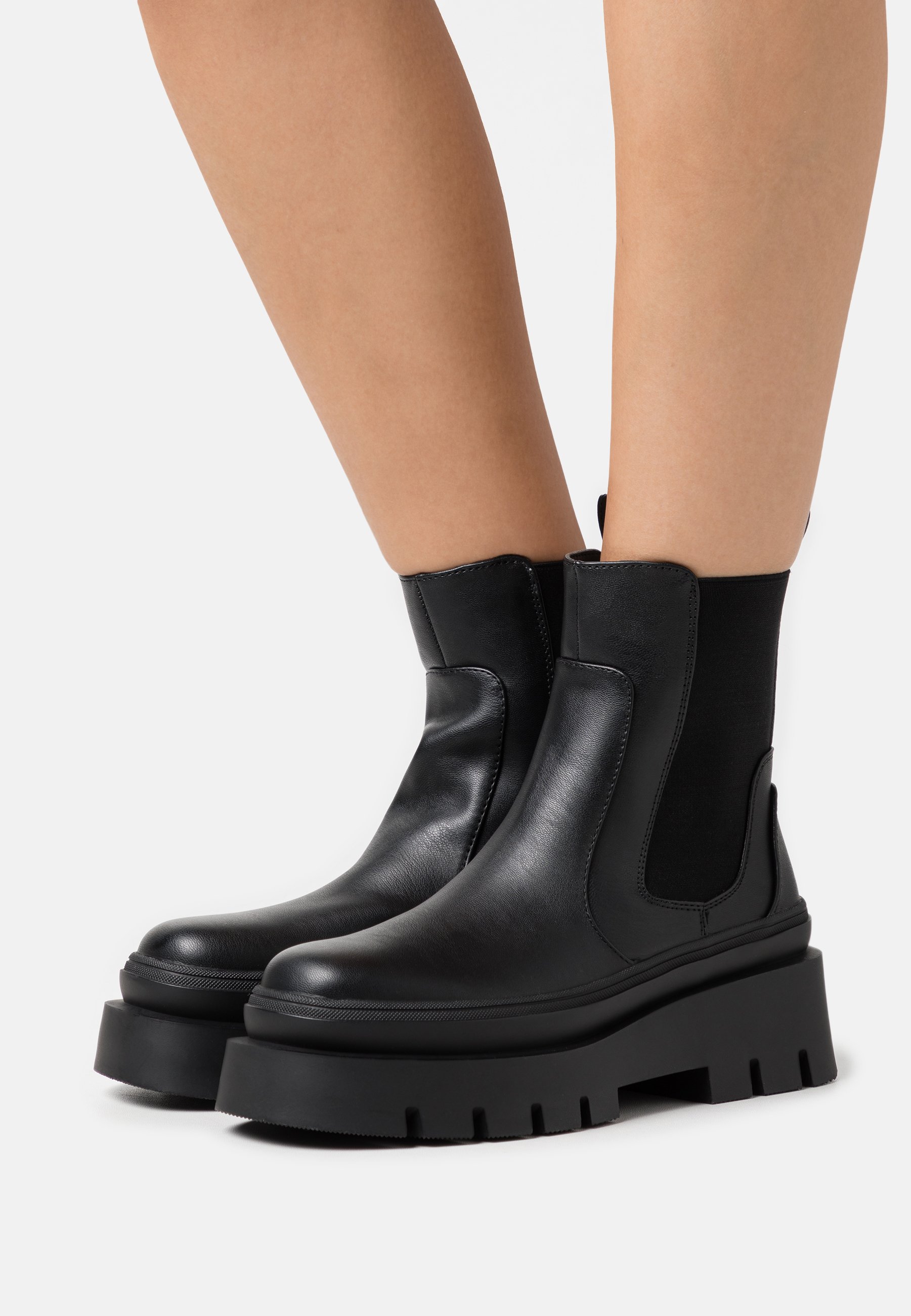 Platform ankle boots