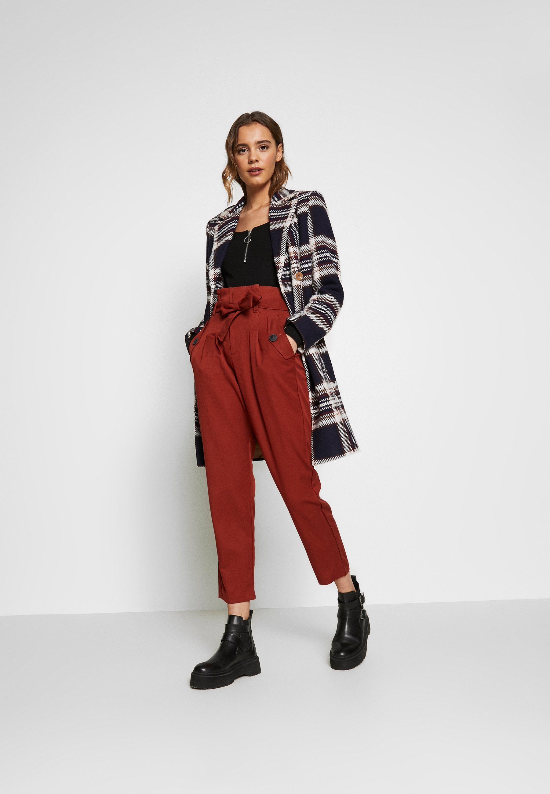 Long sleeved top