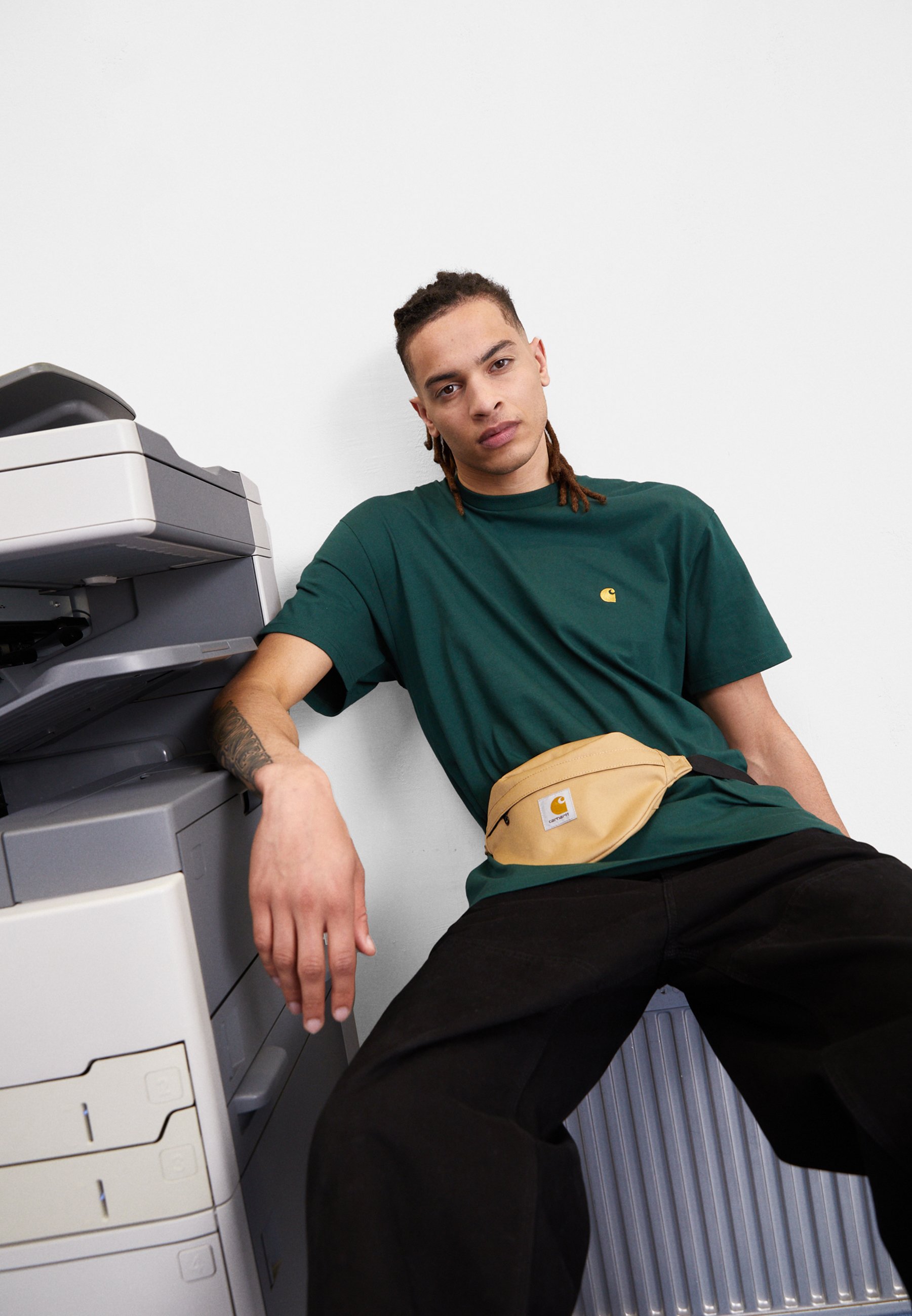 CHASE - Basic T-shirt