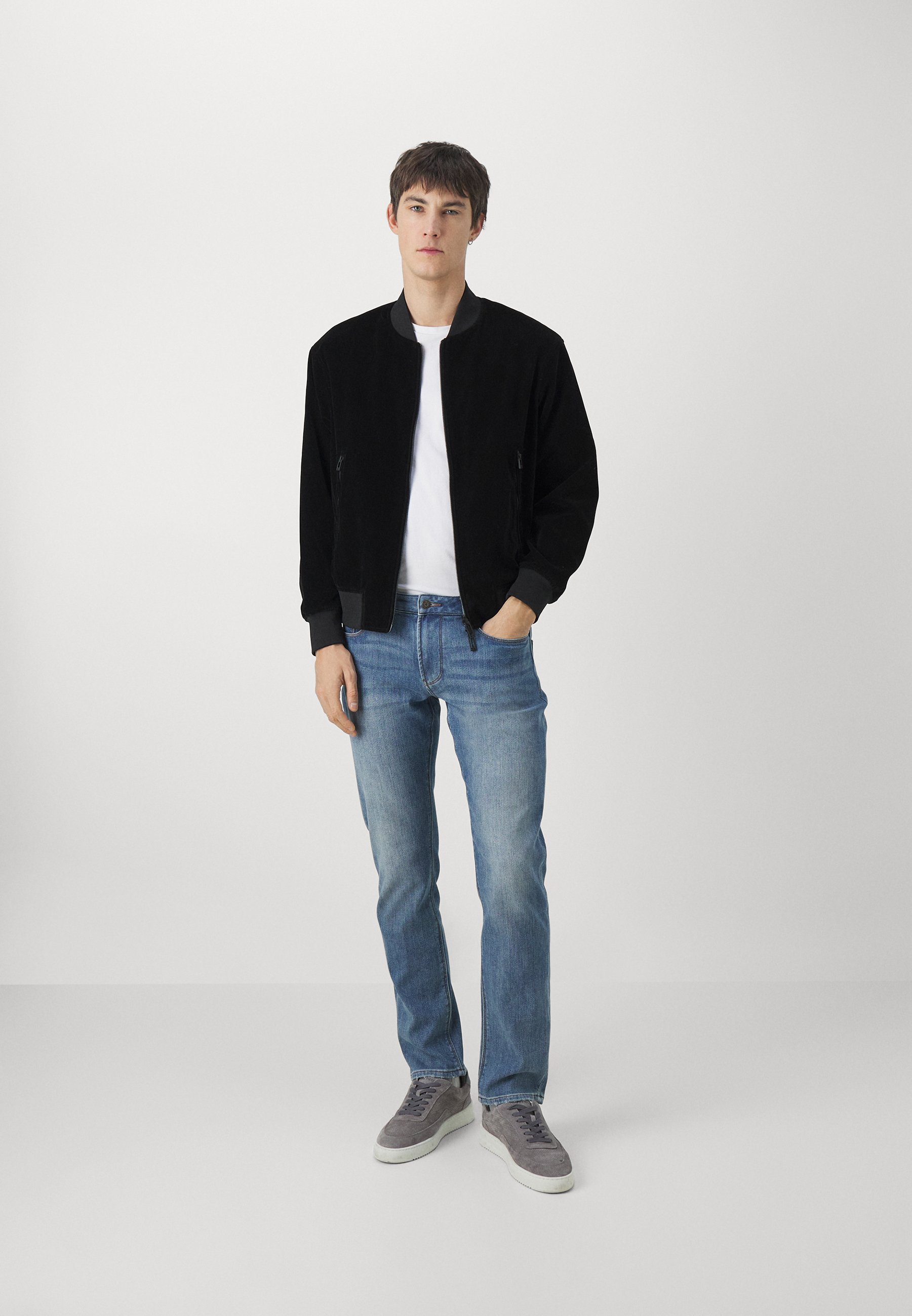 Slim fit jeans