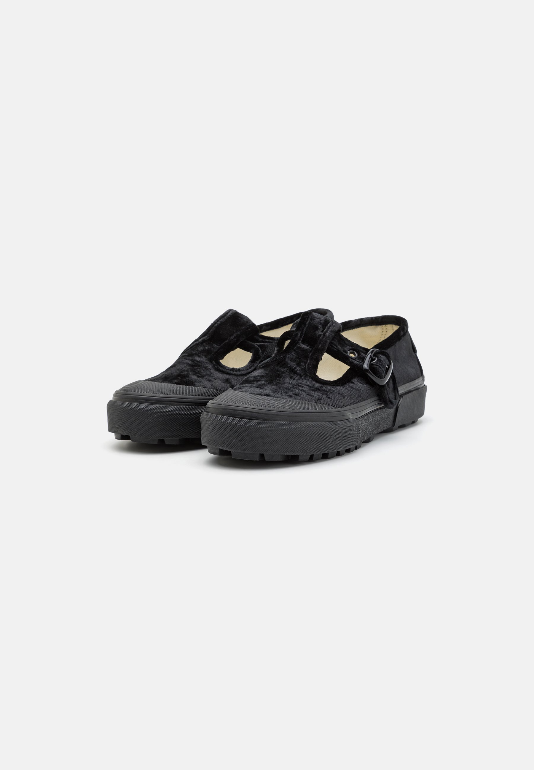 STYLE 93 - Trainers