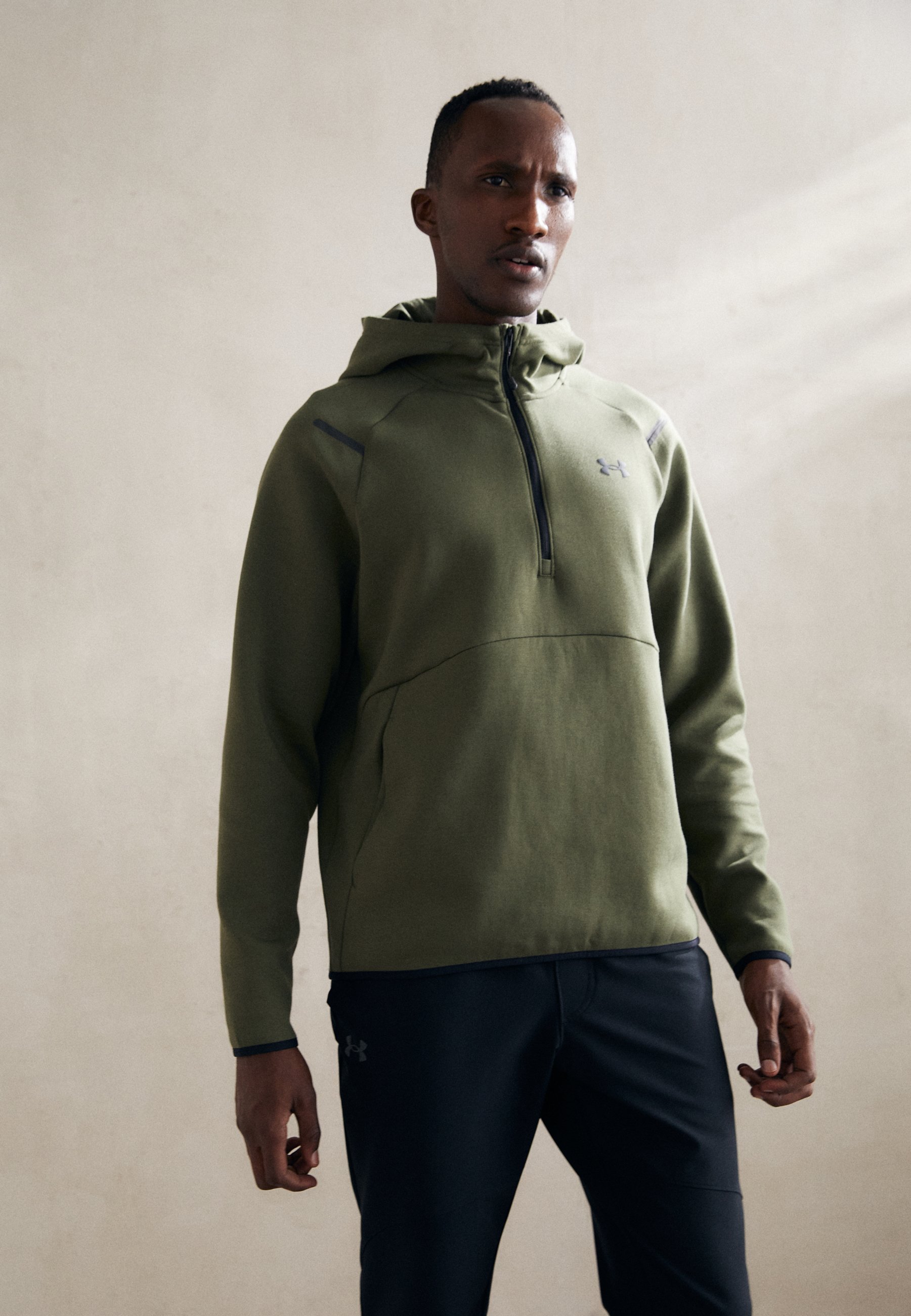 UNSTOPPABLE HOODIE - Hoodie