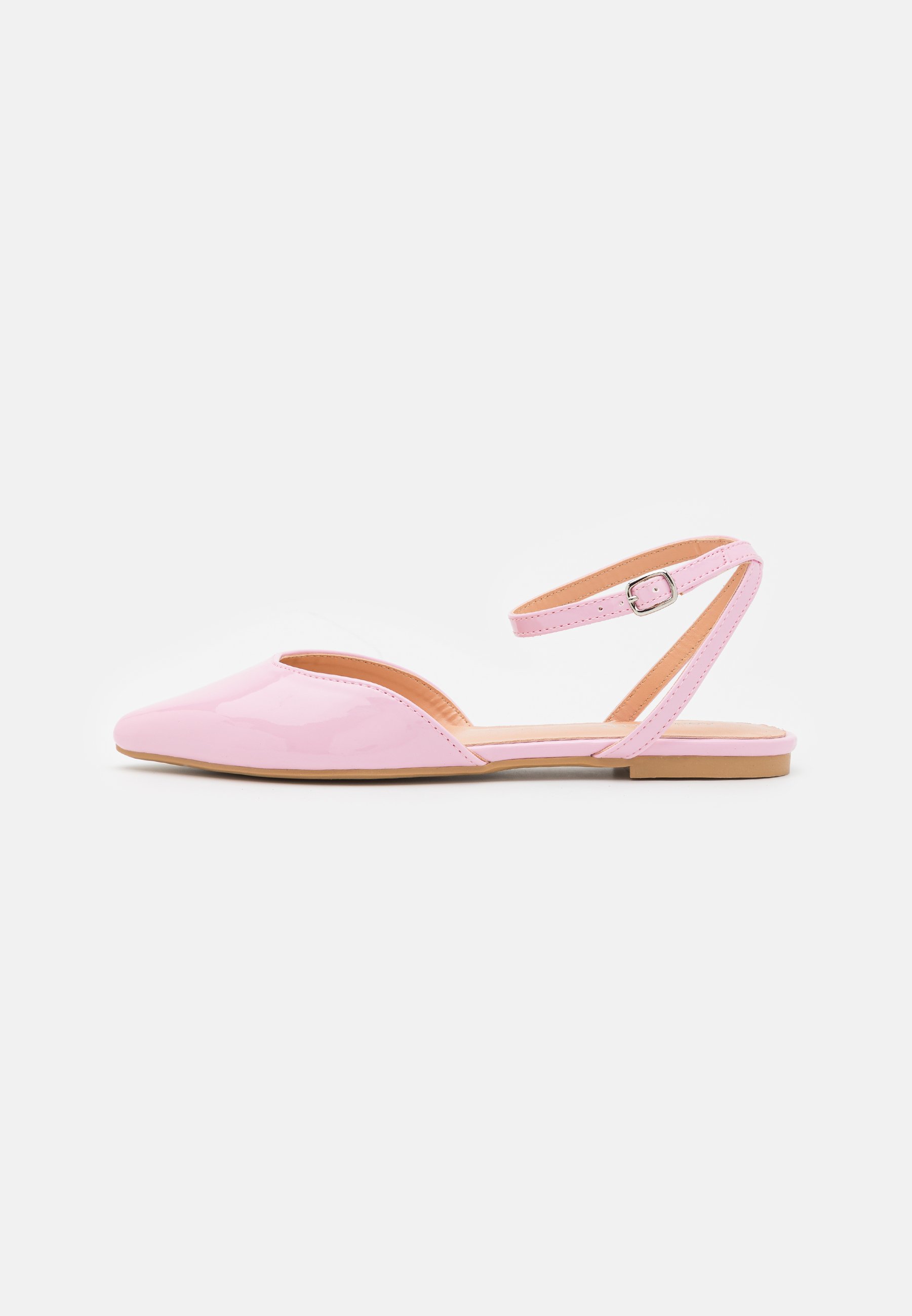 Ankle strap ballet pumps