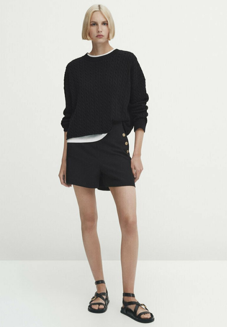 WITH BOTTOMS - Shorts