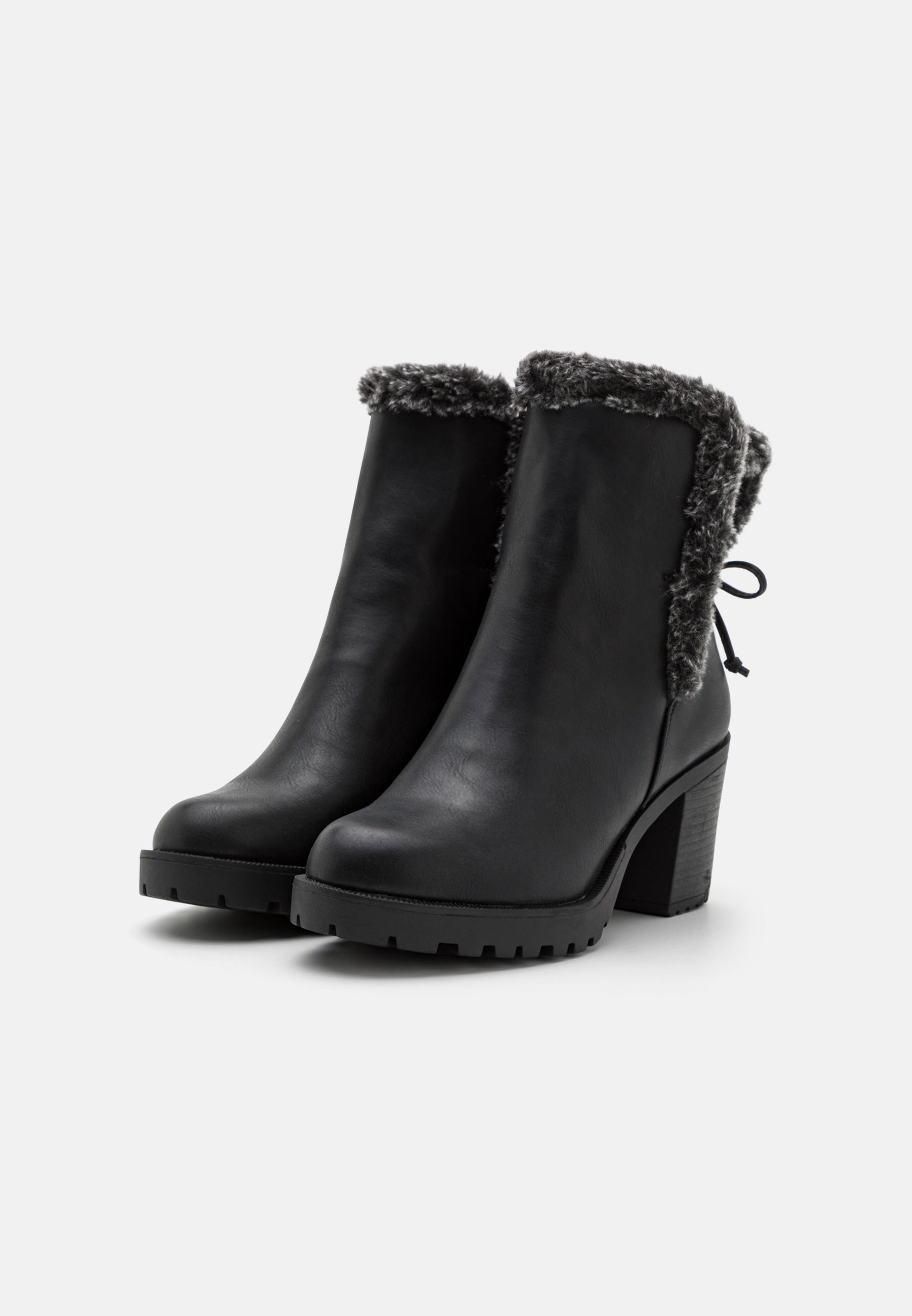 Platform ankle boots