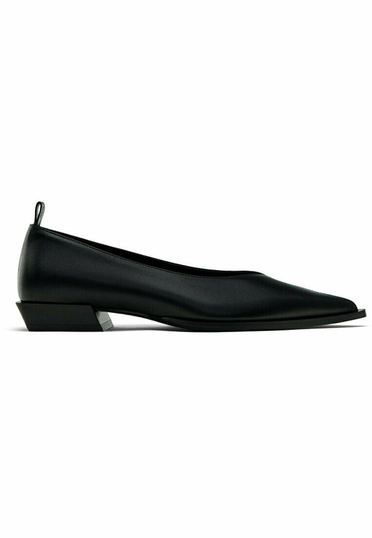 WELT FLATS LIMITED EDITION- Ballet pumps