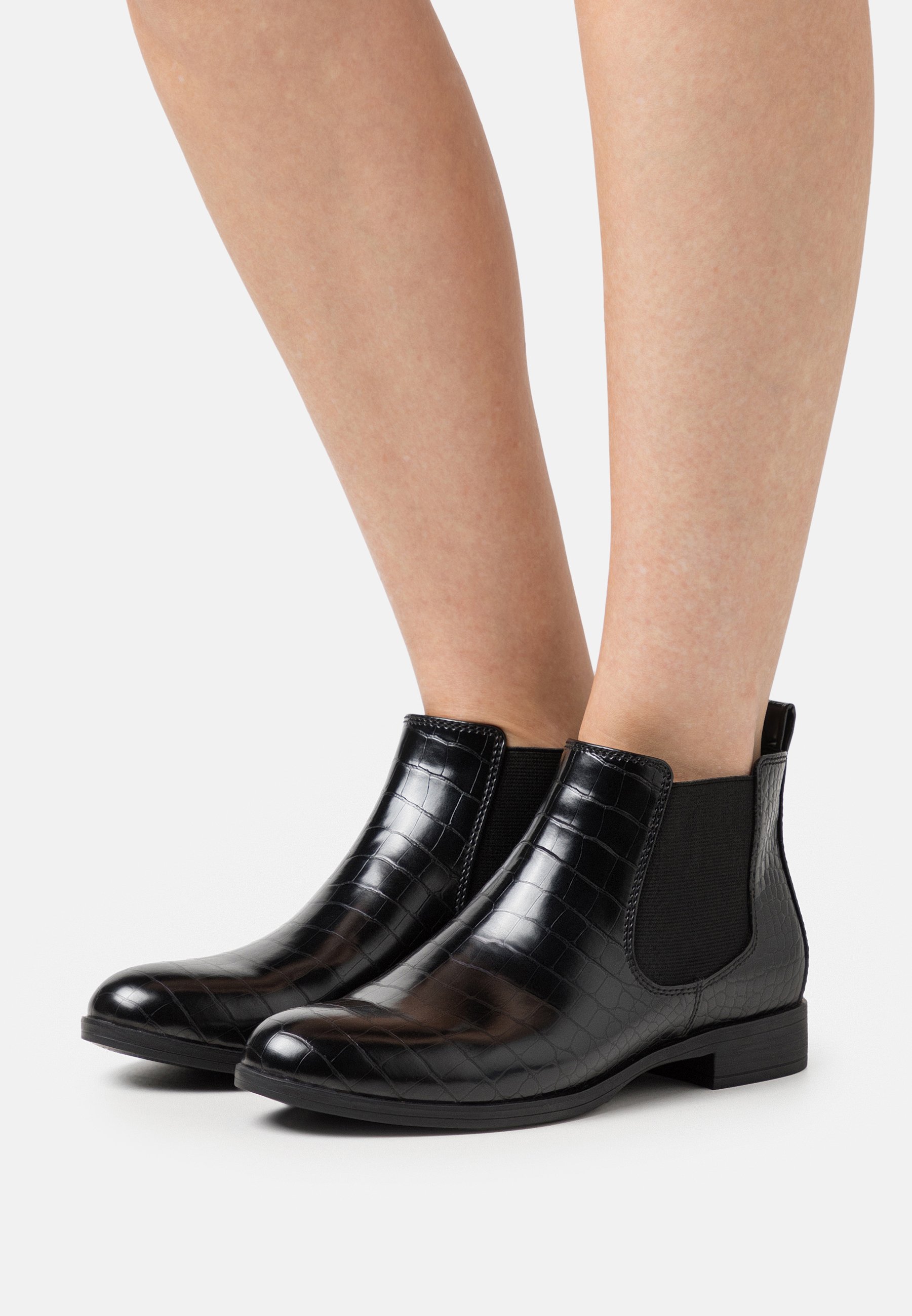 Classic ankle boots