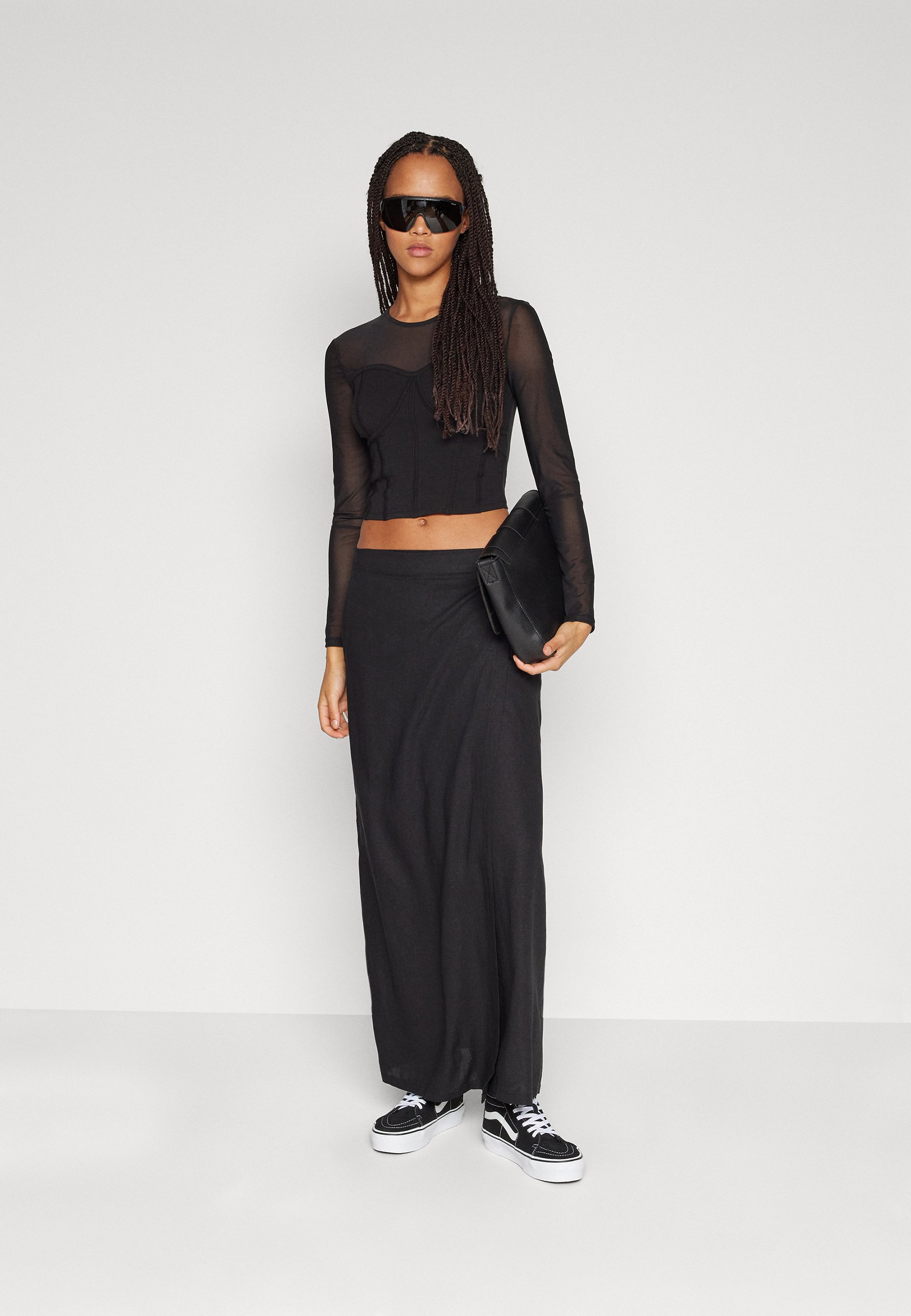 Long sleeved top