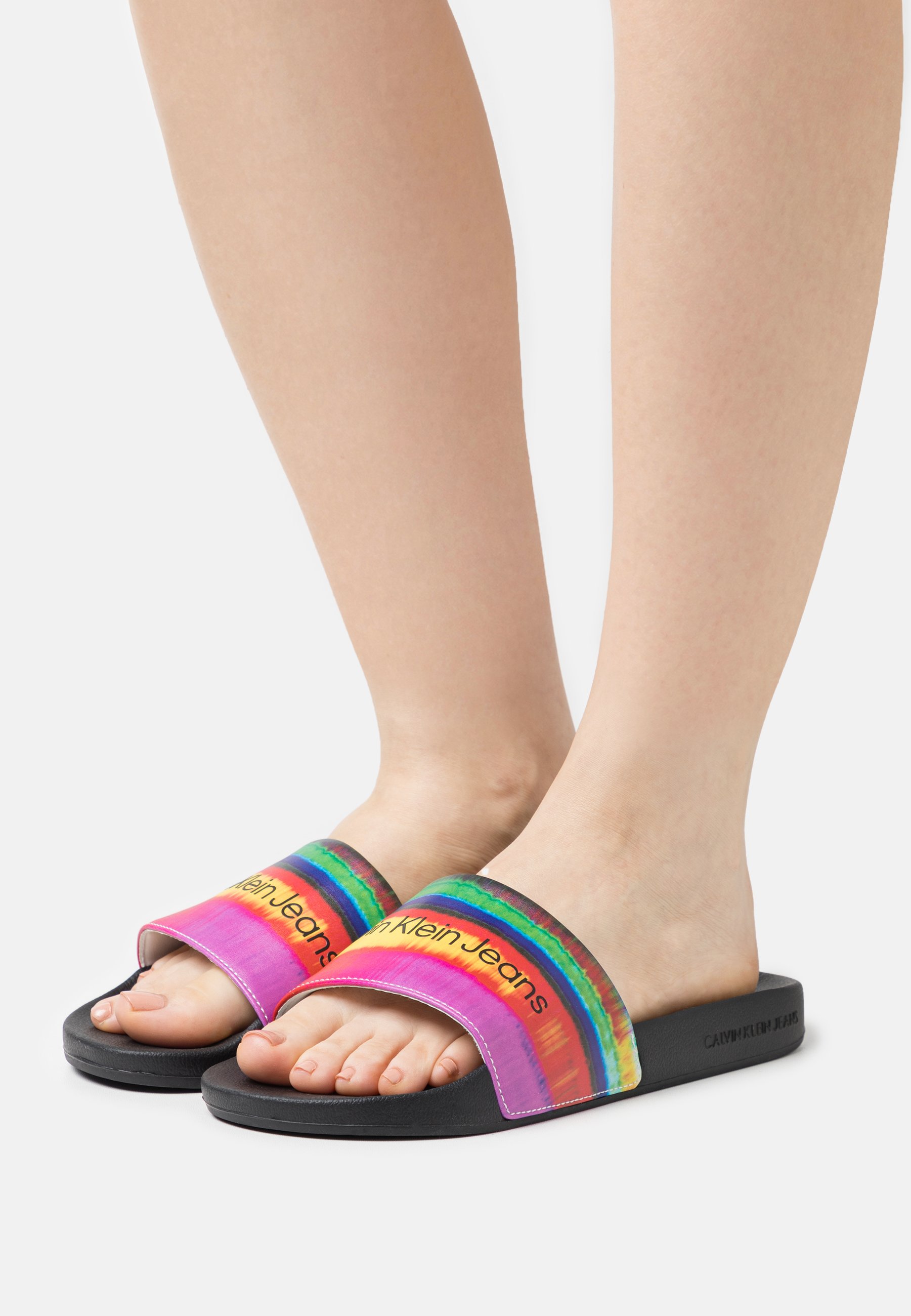 CAP PRIDE SLIDE- Mules