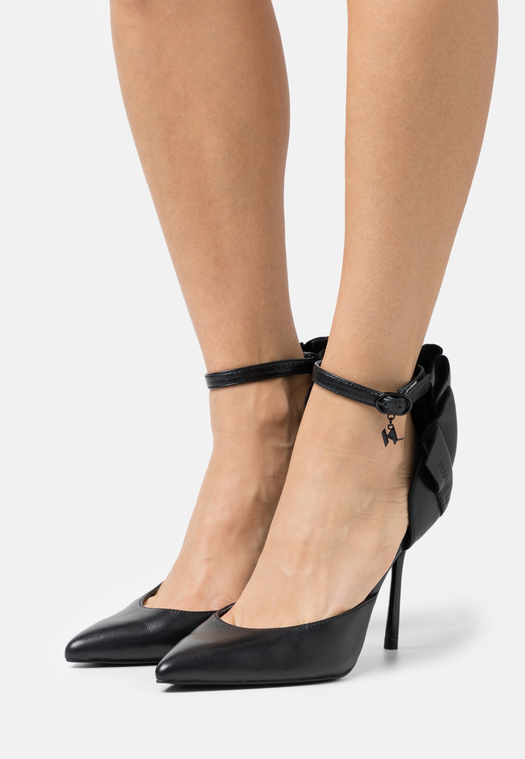 SARABANDE FLAMENCO FAN- Classic heels