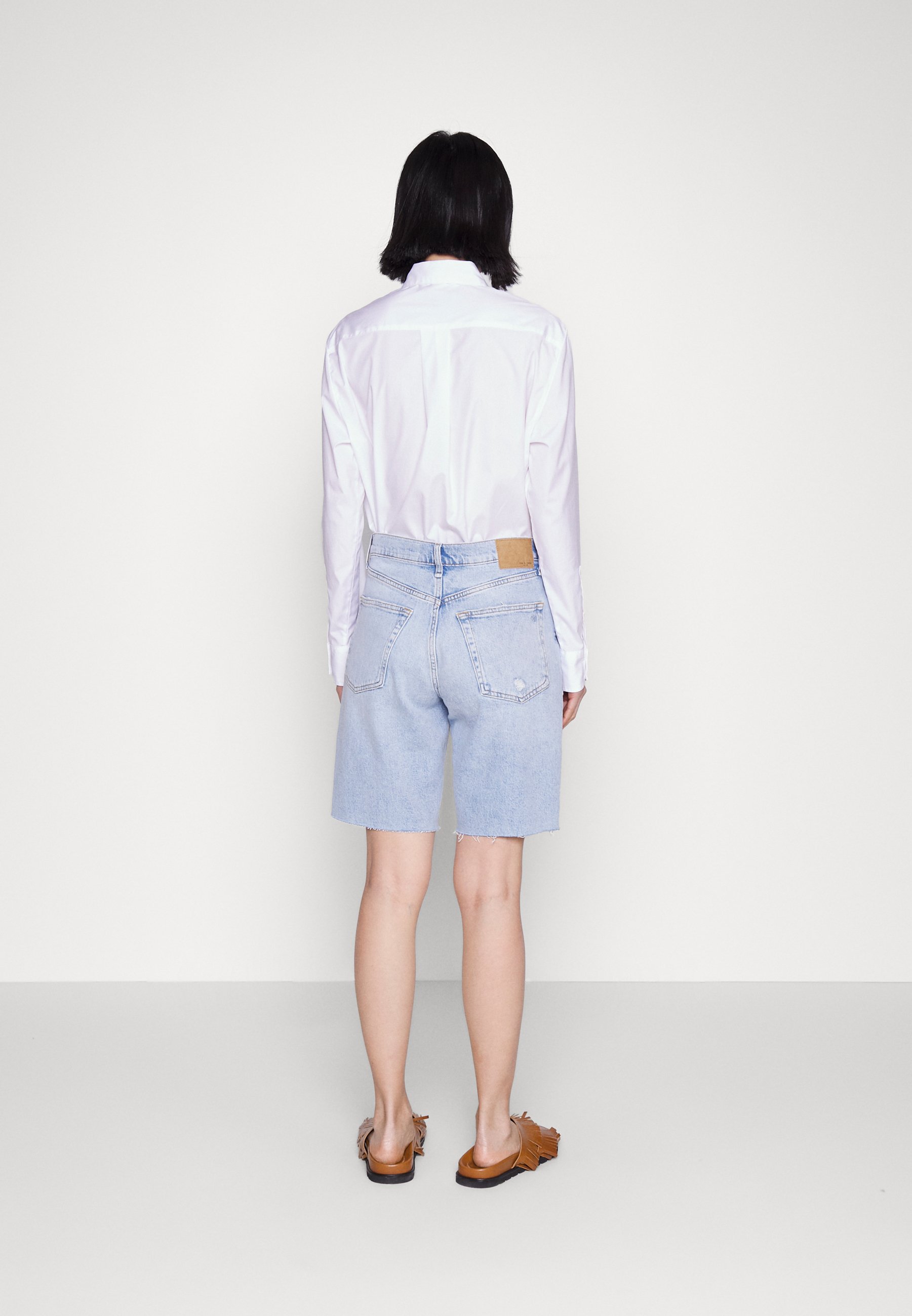 VINTAGE BERMUDA - Denim shorts