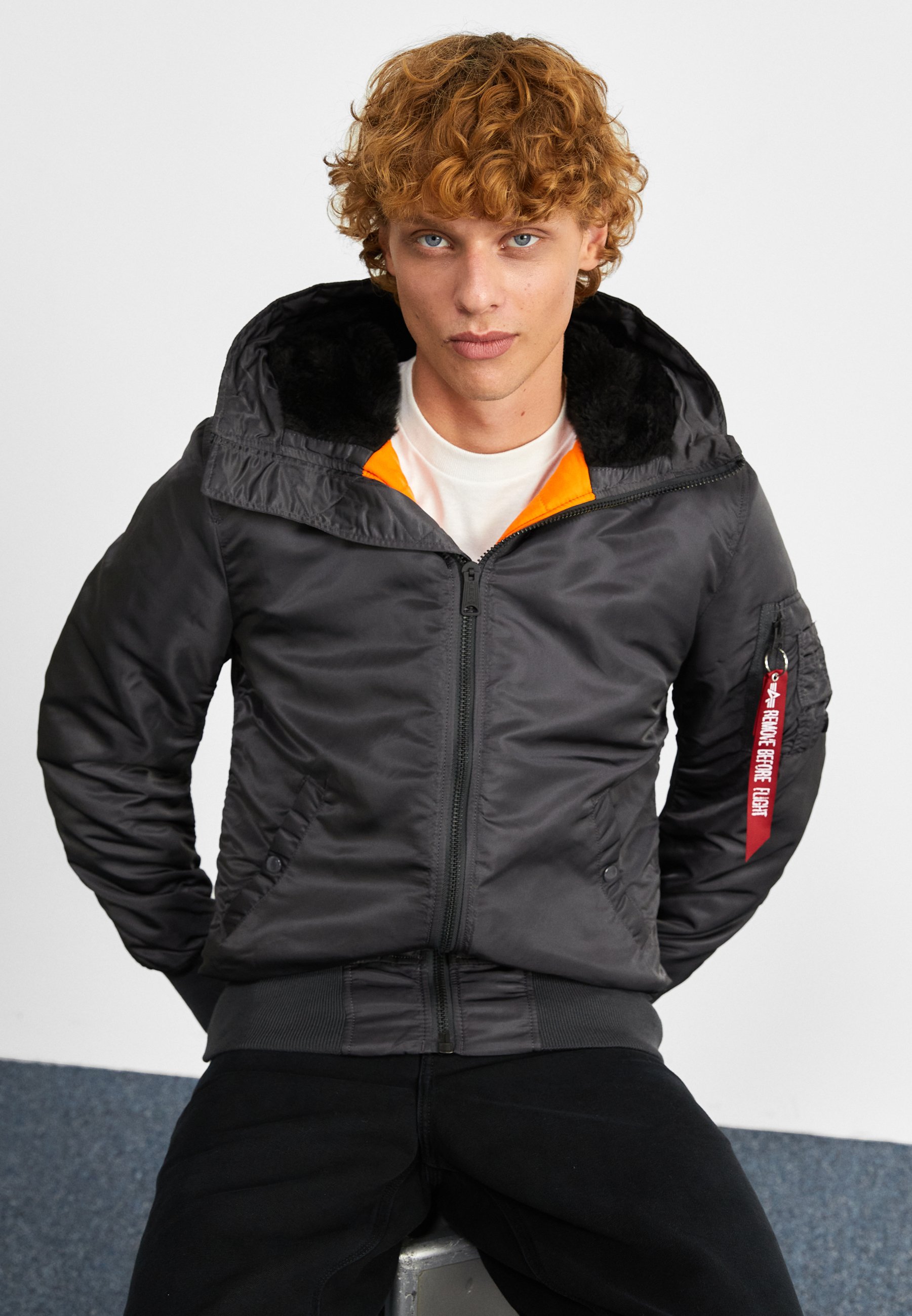 MA-1 HOODED - Light jacket