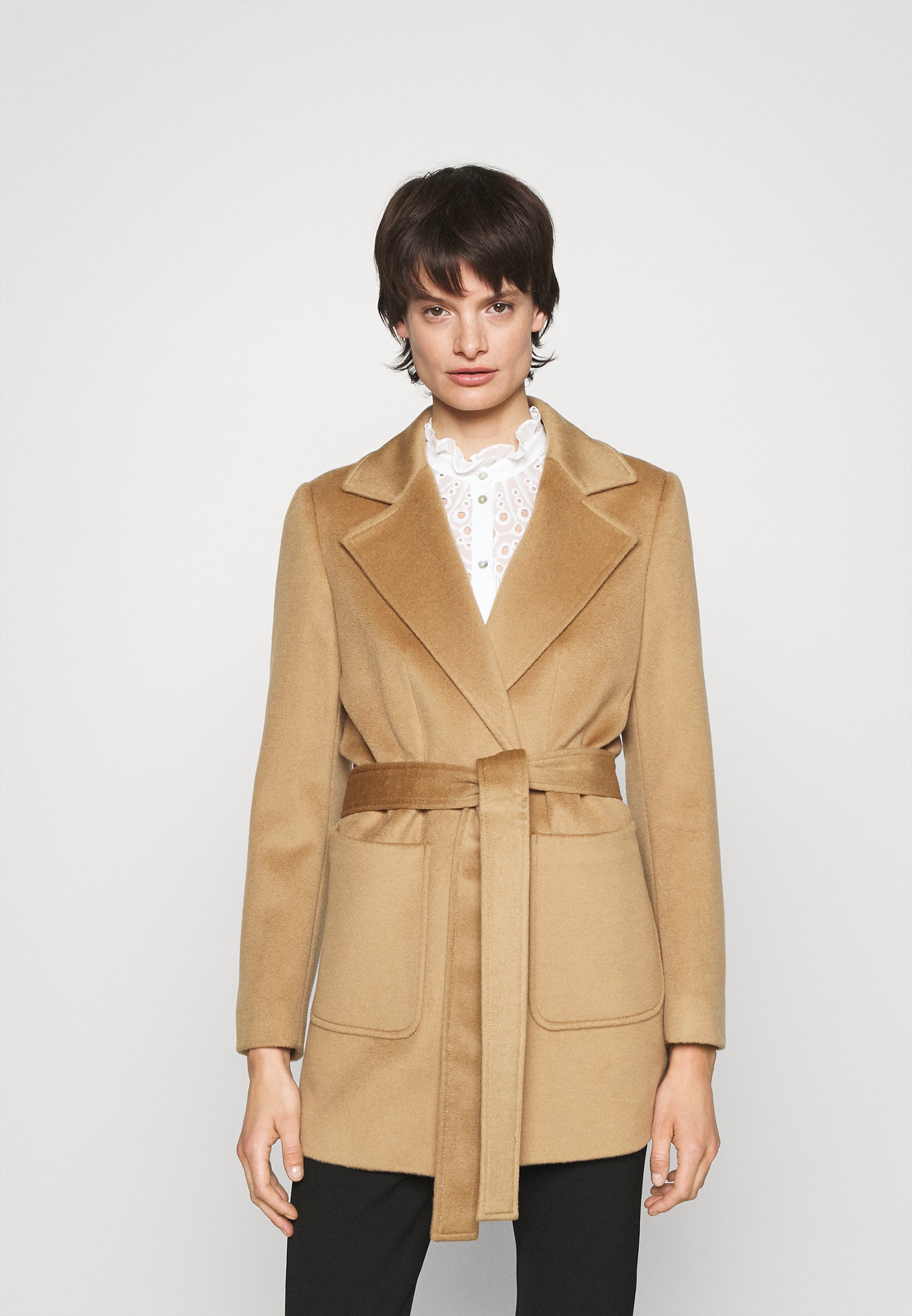 SHORTRUN - Classic coat