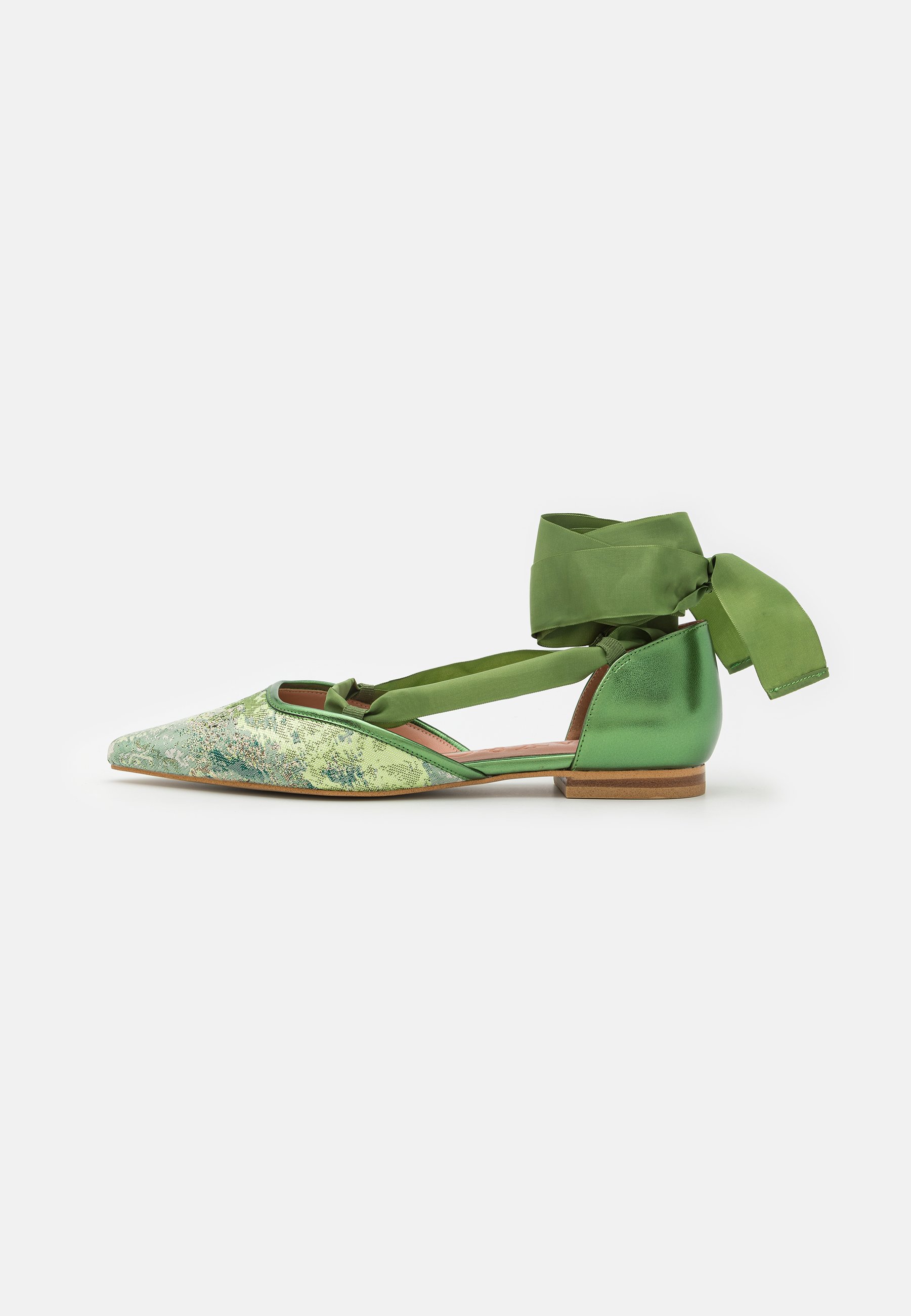 BALLET - Ankle strap ballet pumps