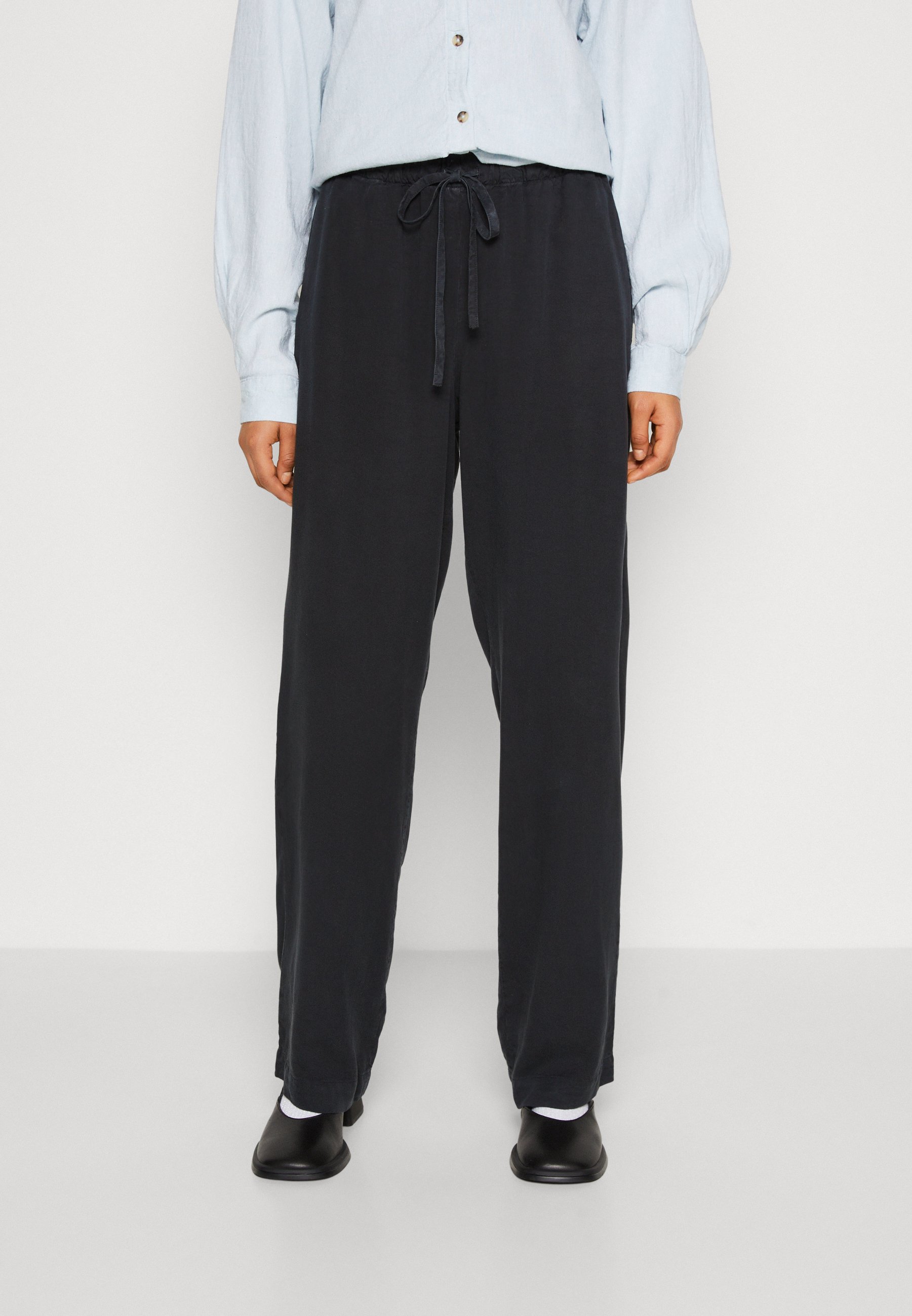SAHOYSA TROUSERS - Trousers