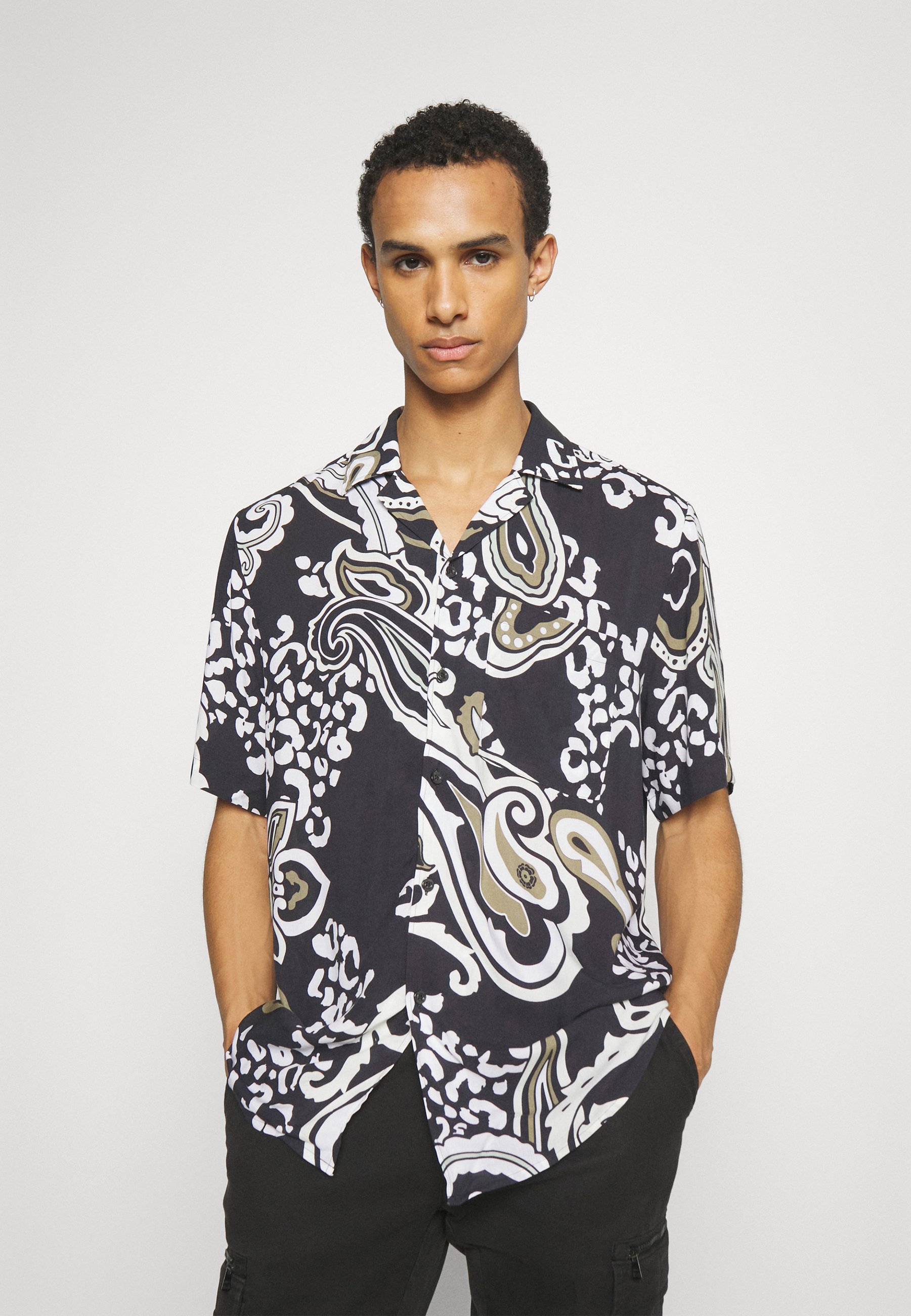 ELLINO - Shirt