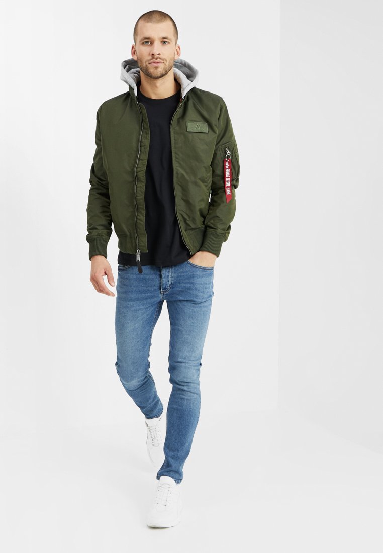 MA-1 TT HOOD - Bomber Jacket