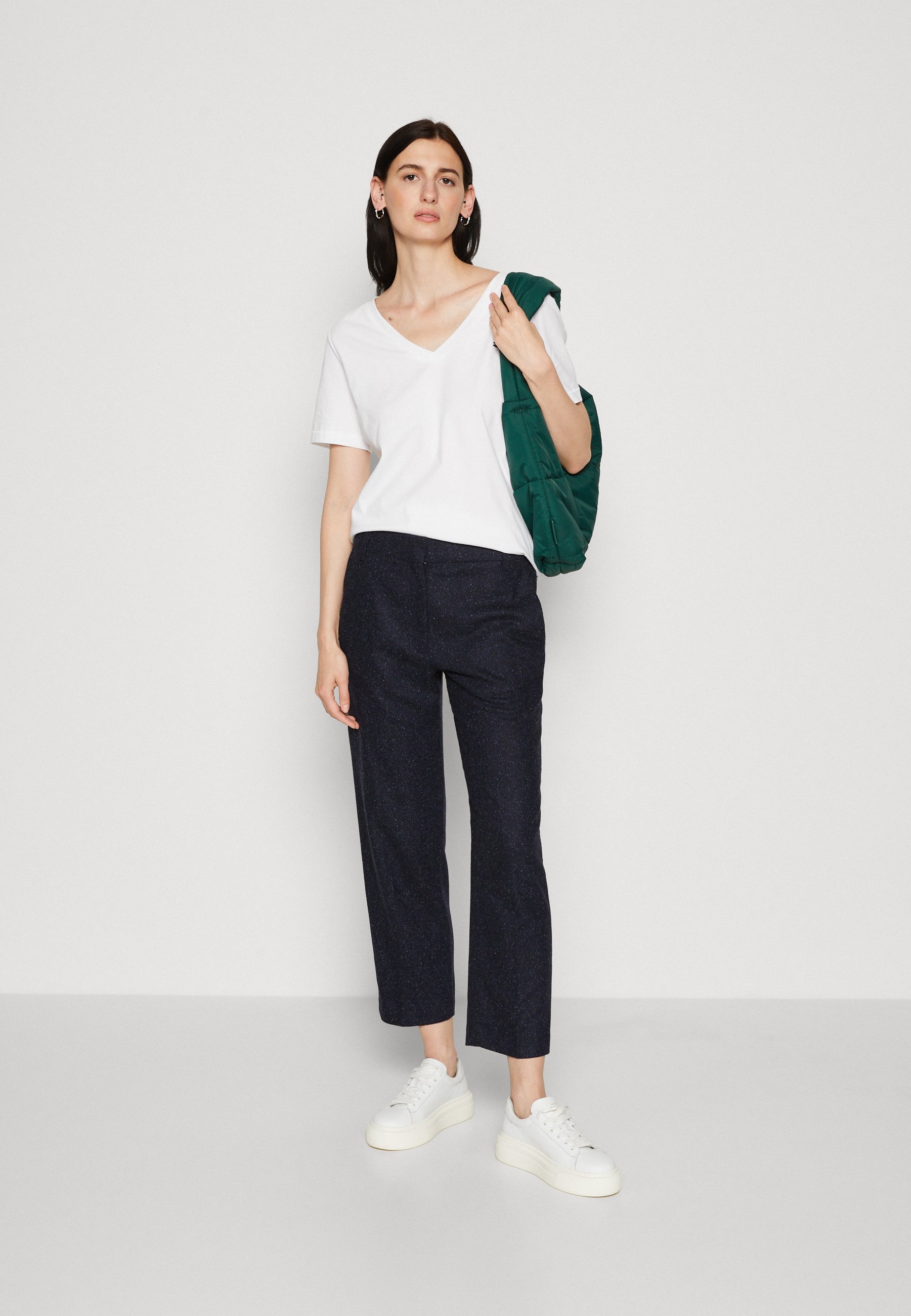 SLIM STRAIGHT PANT - Trousers