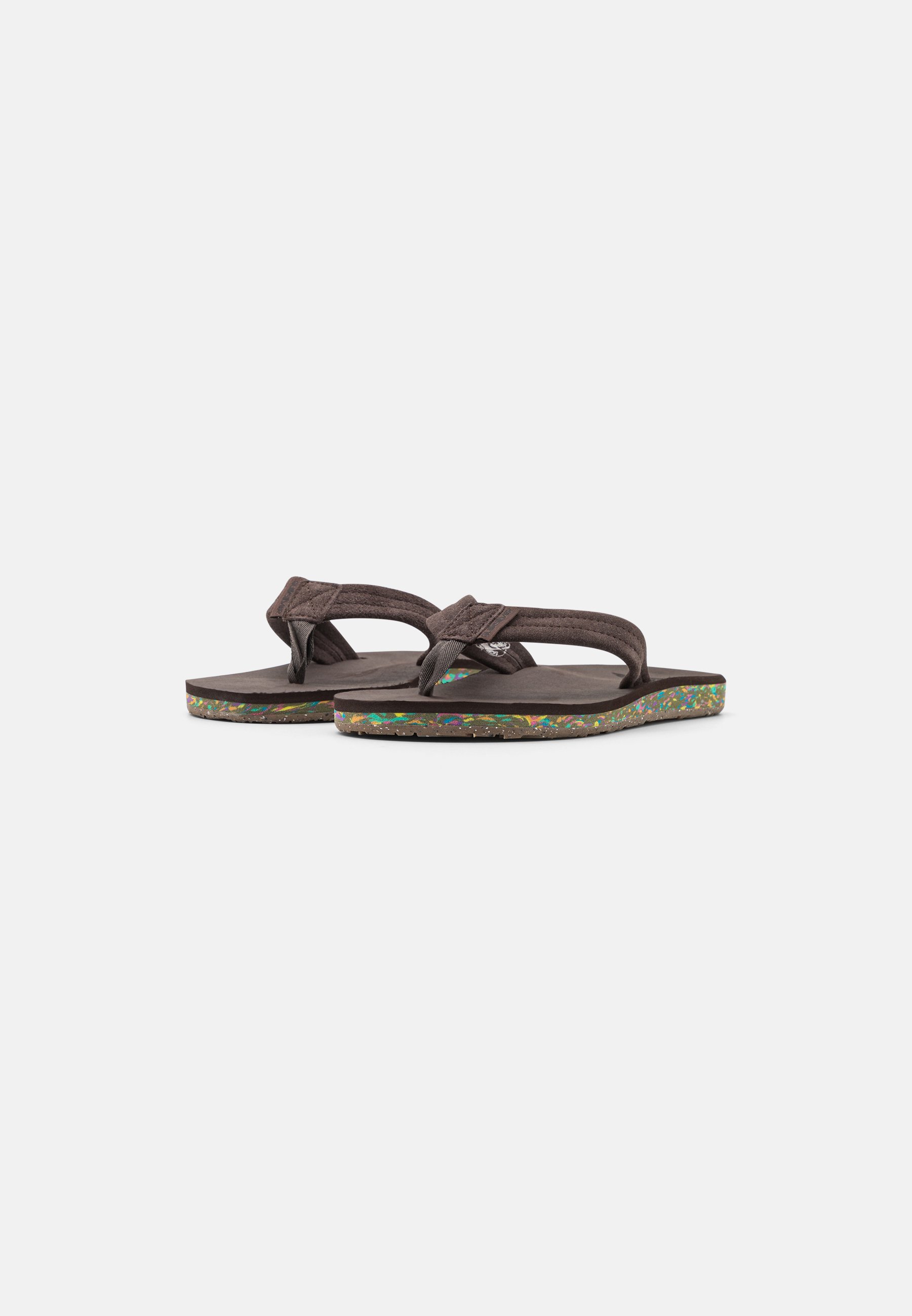 CARVER- T-bar sandals