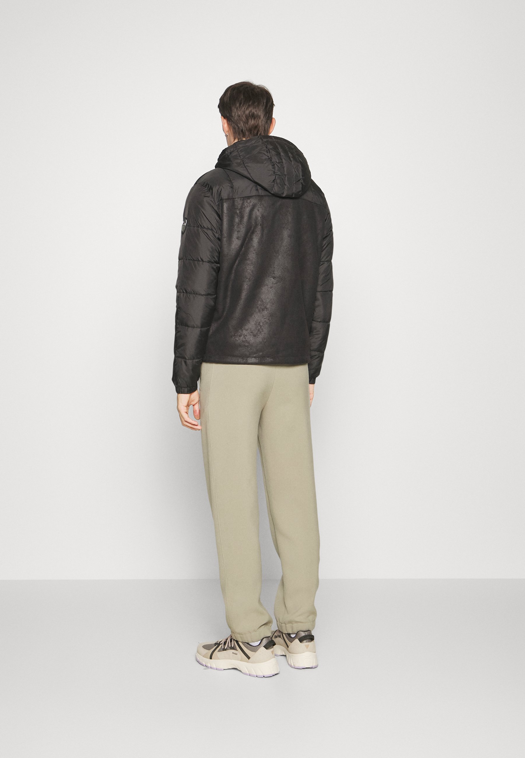Light jacket