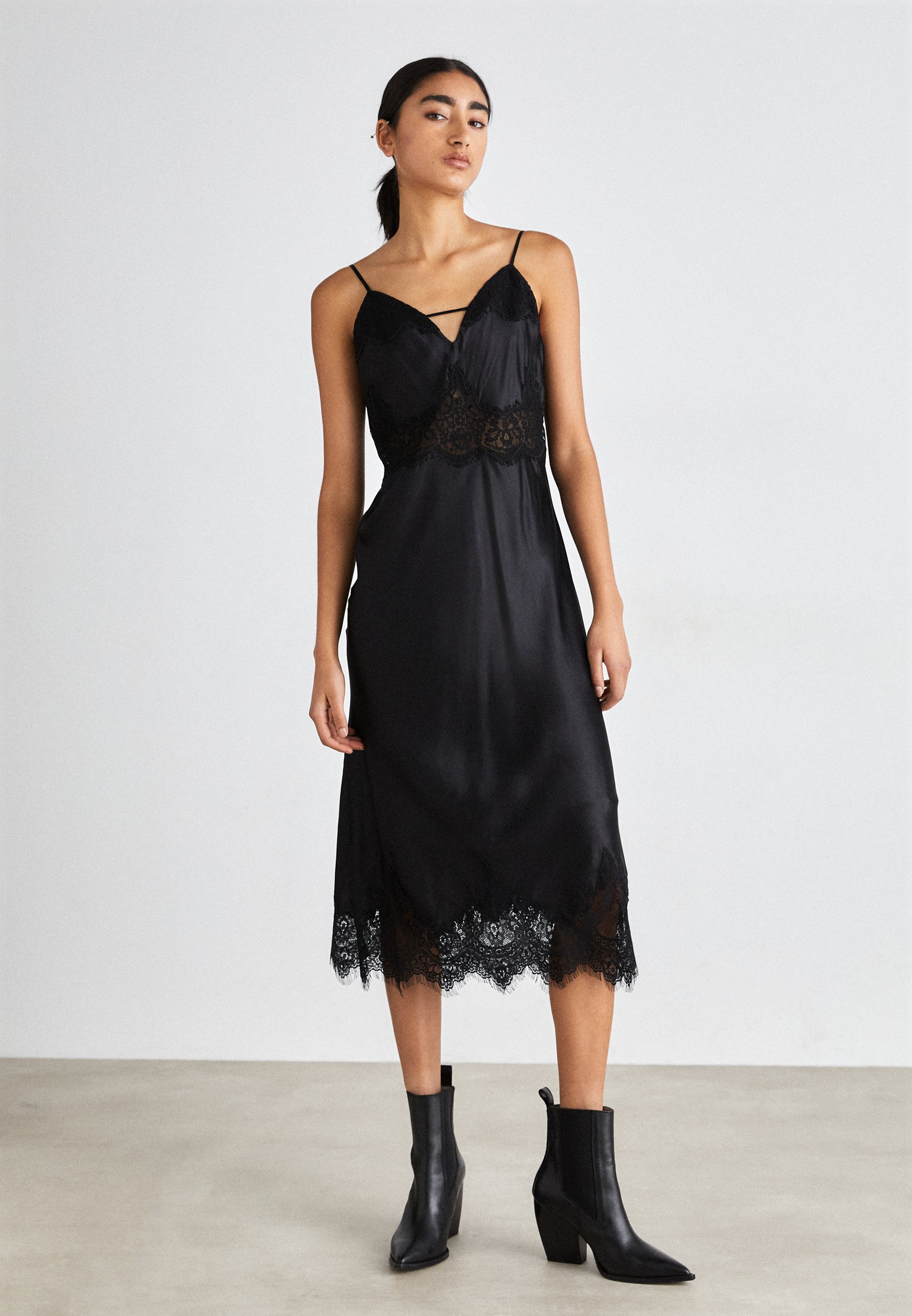 DRESS - Cocktail dress / Party dress