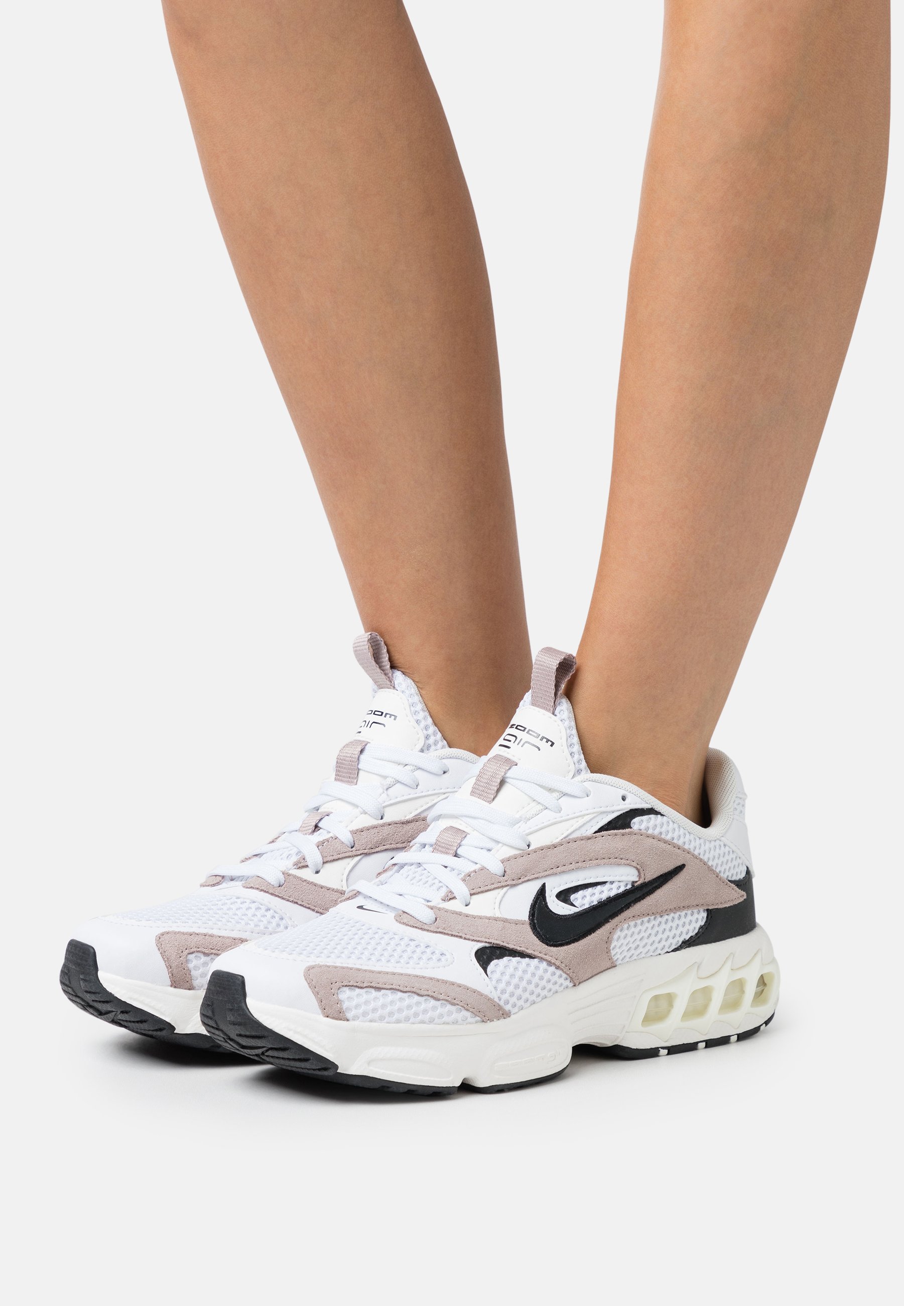 WOMENS ZOOM AIR FIRE - Trainers