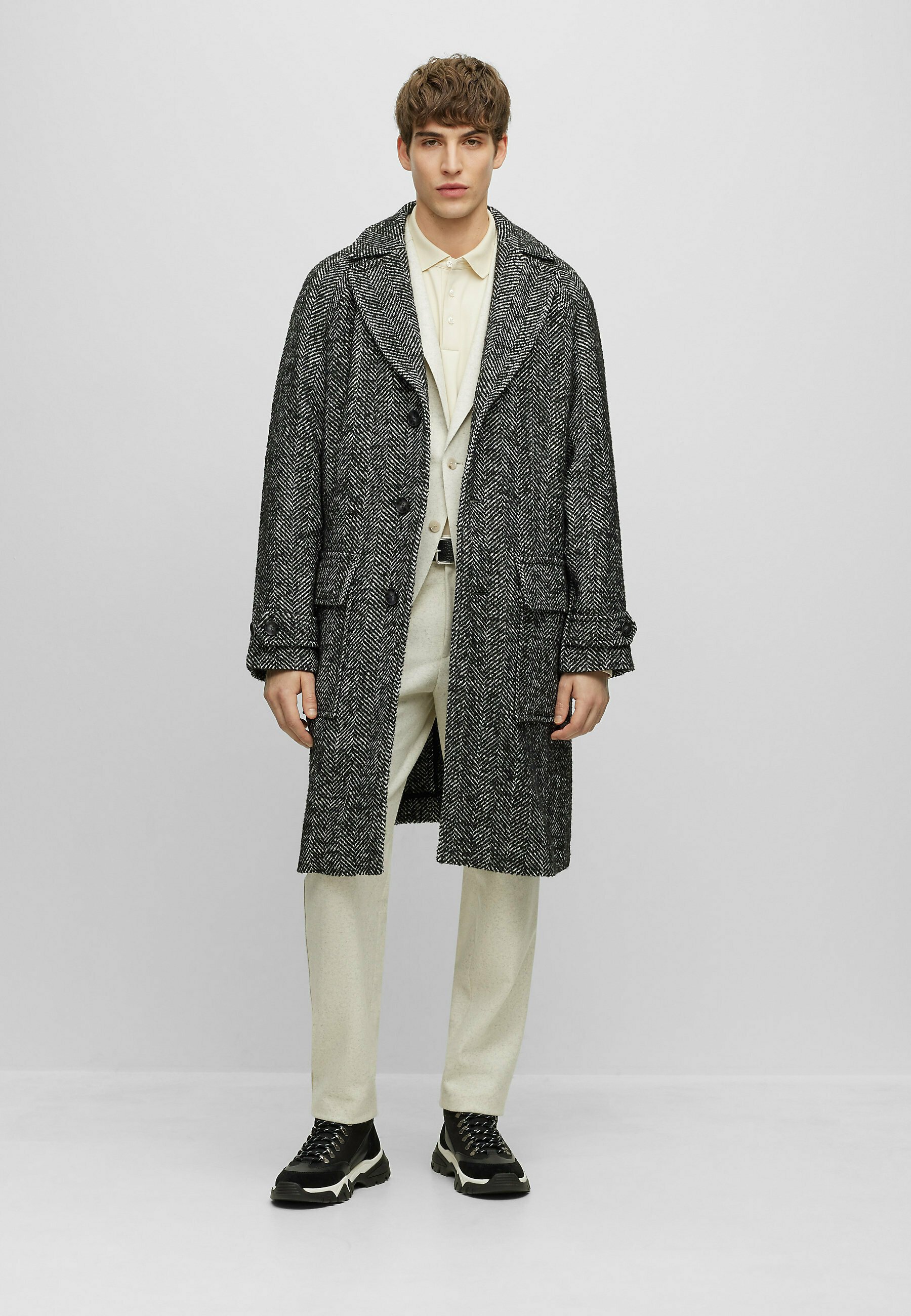 H-CAM-FLAPS-234 - Classic coat