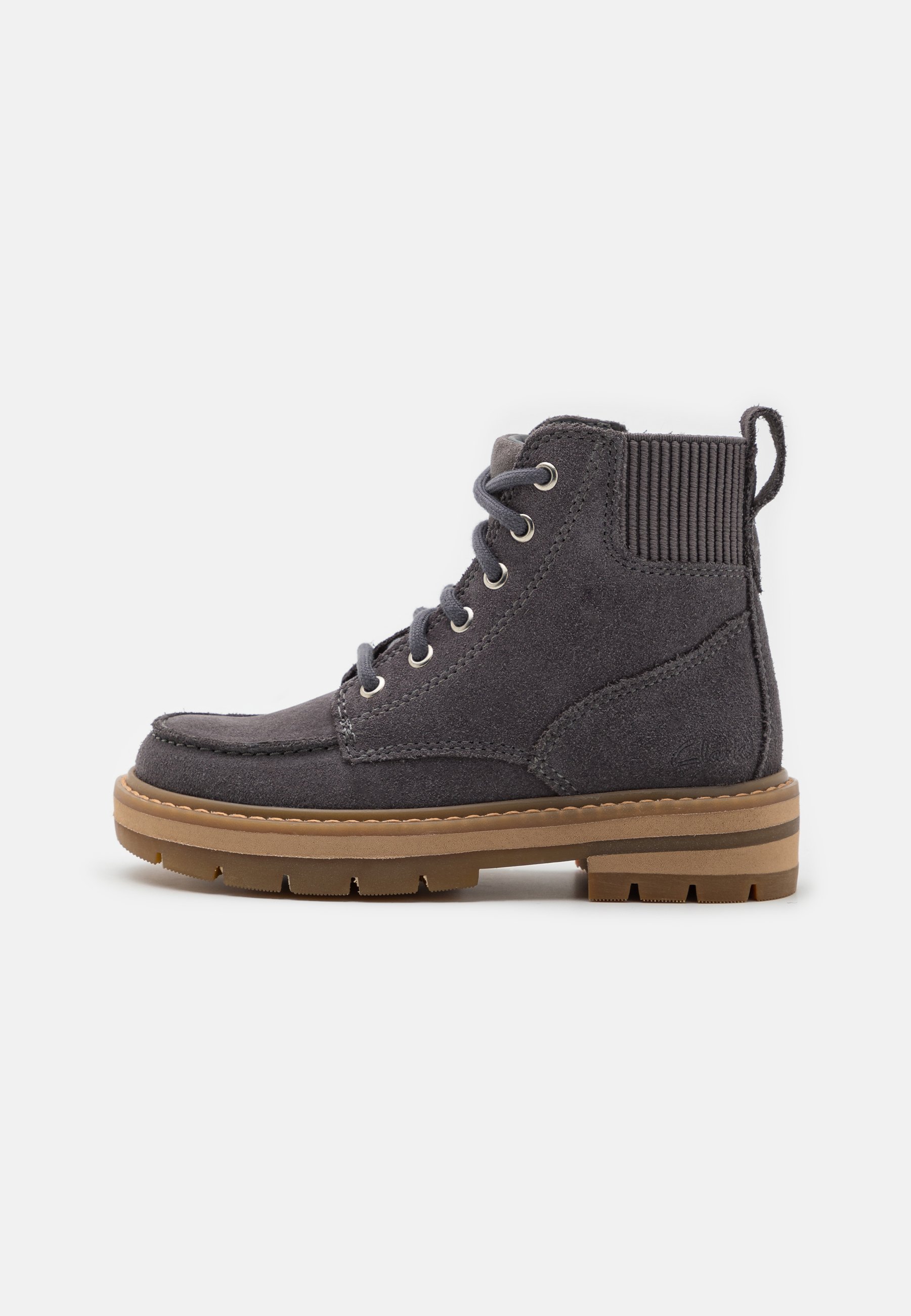 Lace-up ankle boots