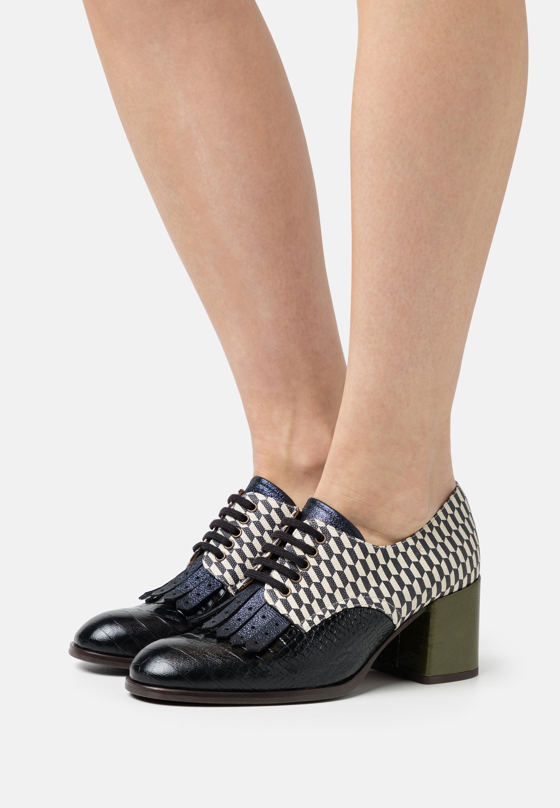 GALES - Lace-up heels
