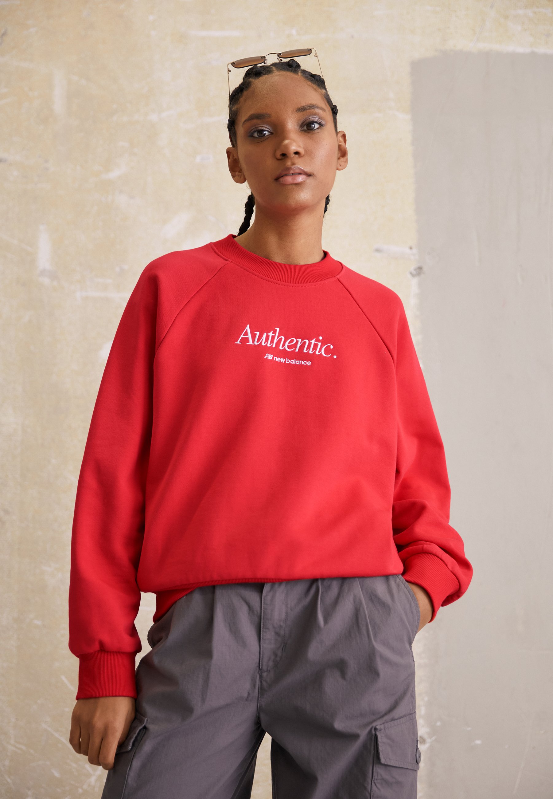 ATHLETICS ICONO GRAPHIC CREW- Sweatshirt