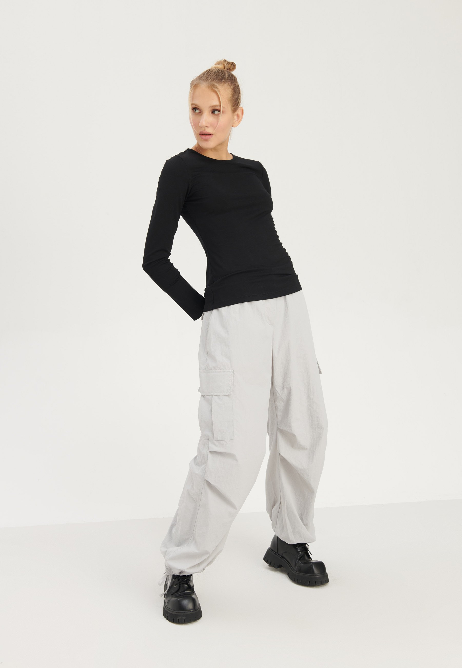 Long sleeved top