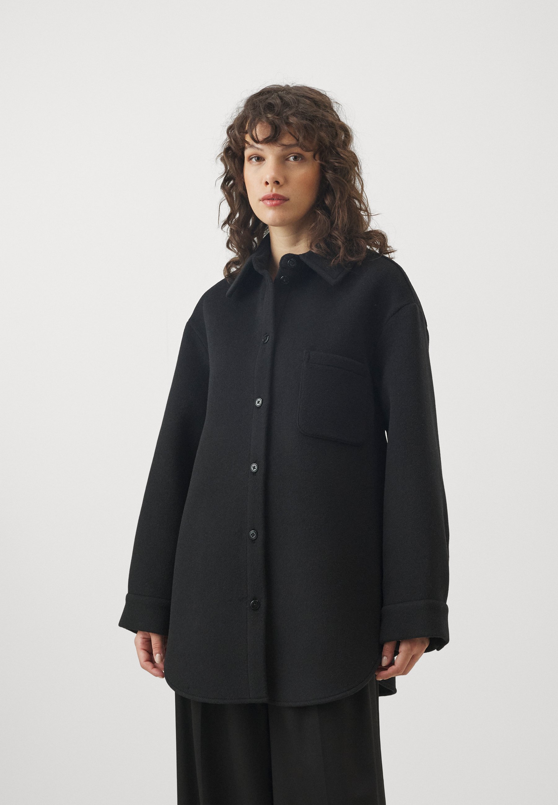 AIMI - Short coat