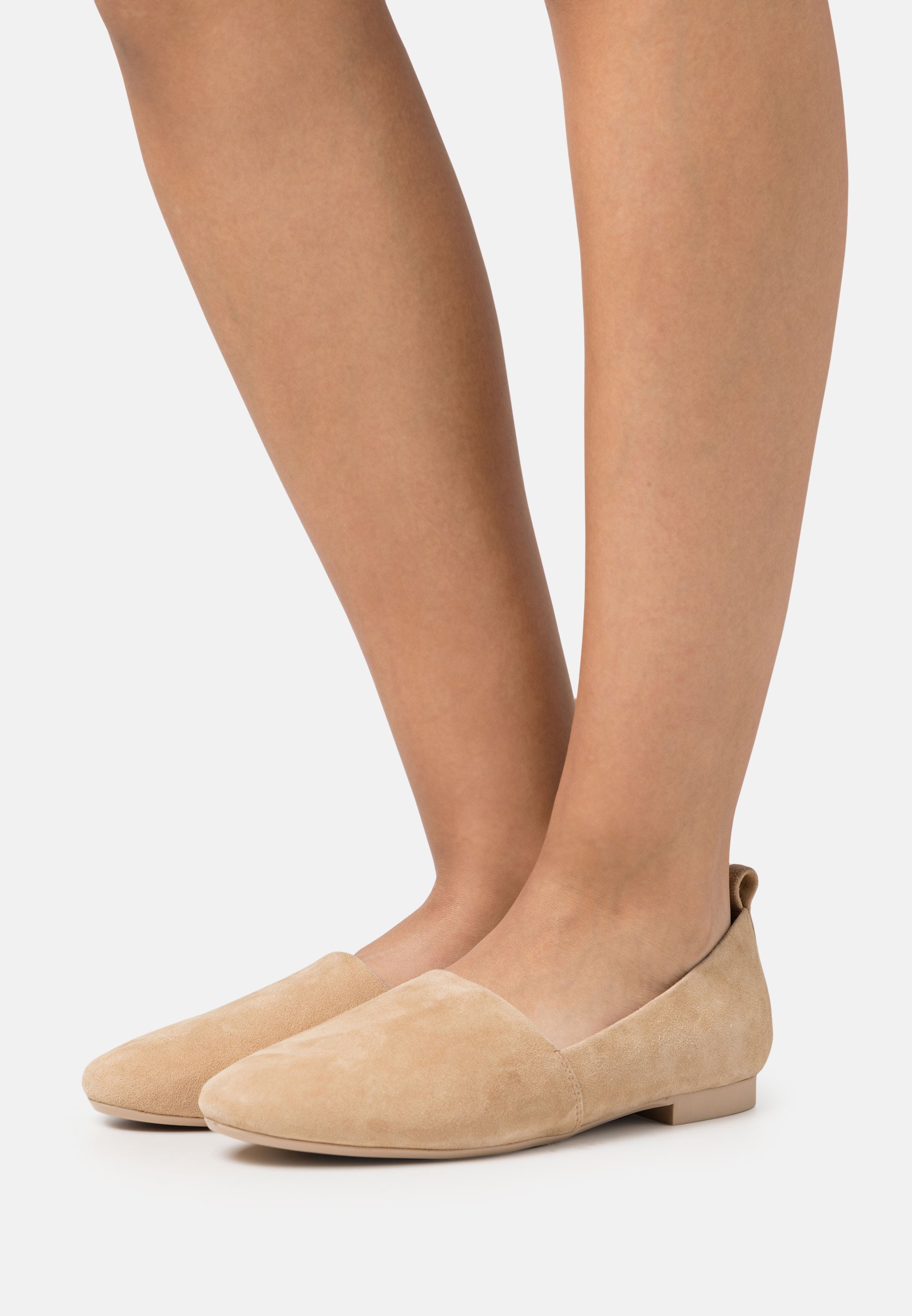 LEATHER- Slip-ons
