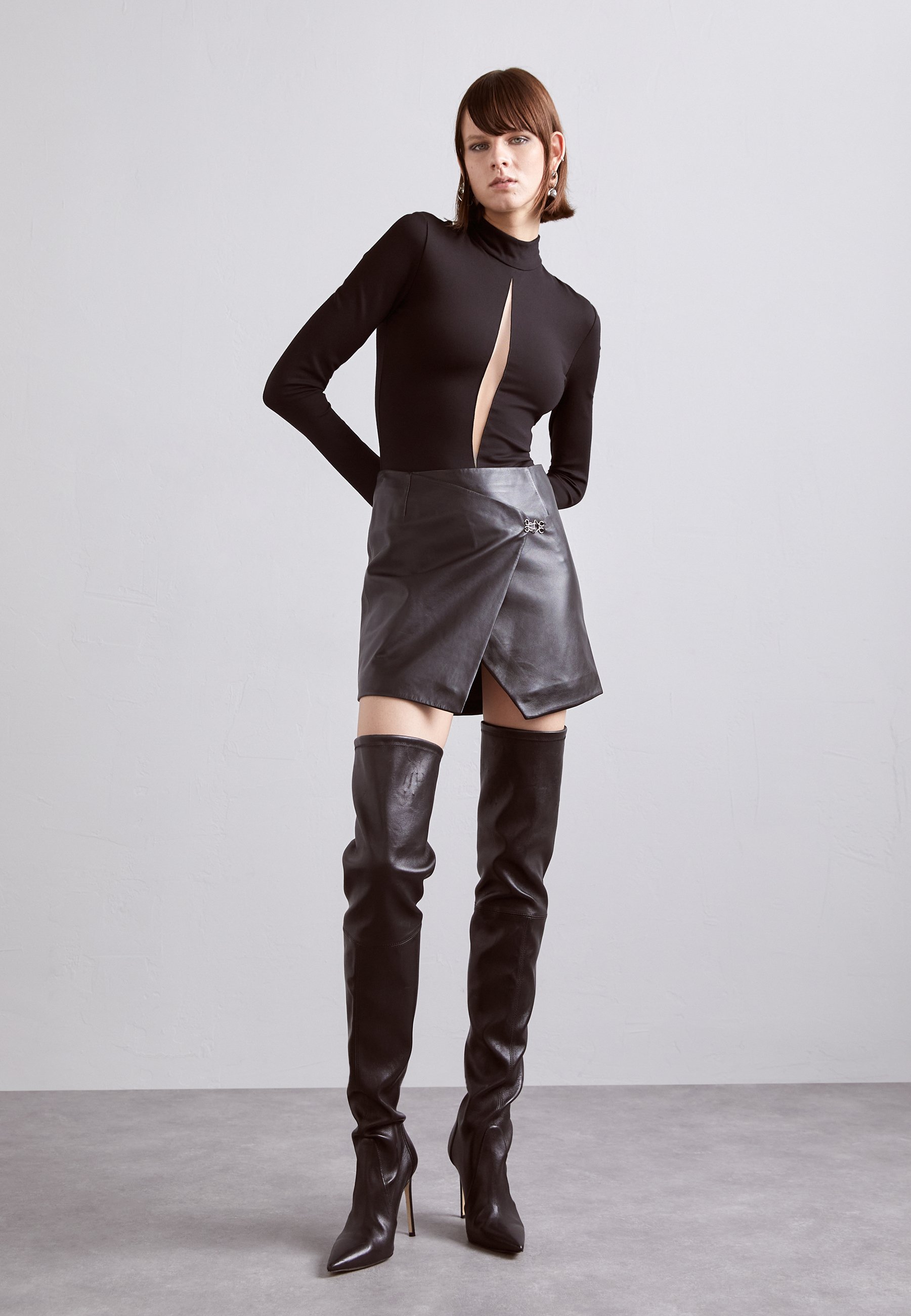 Leather skirt