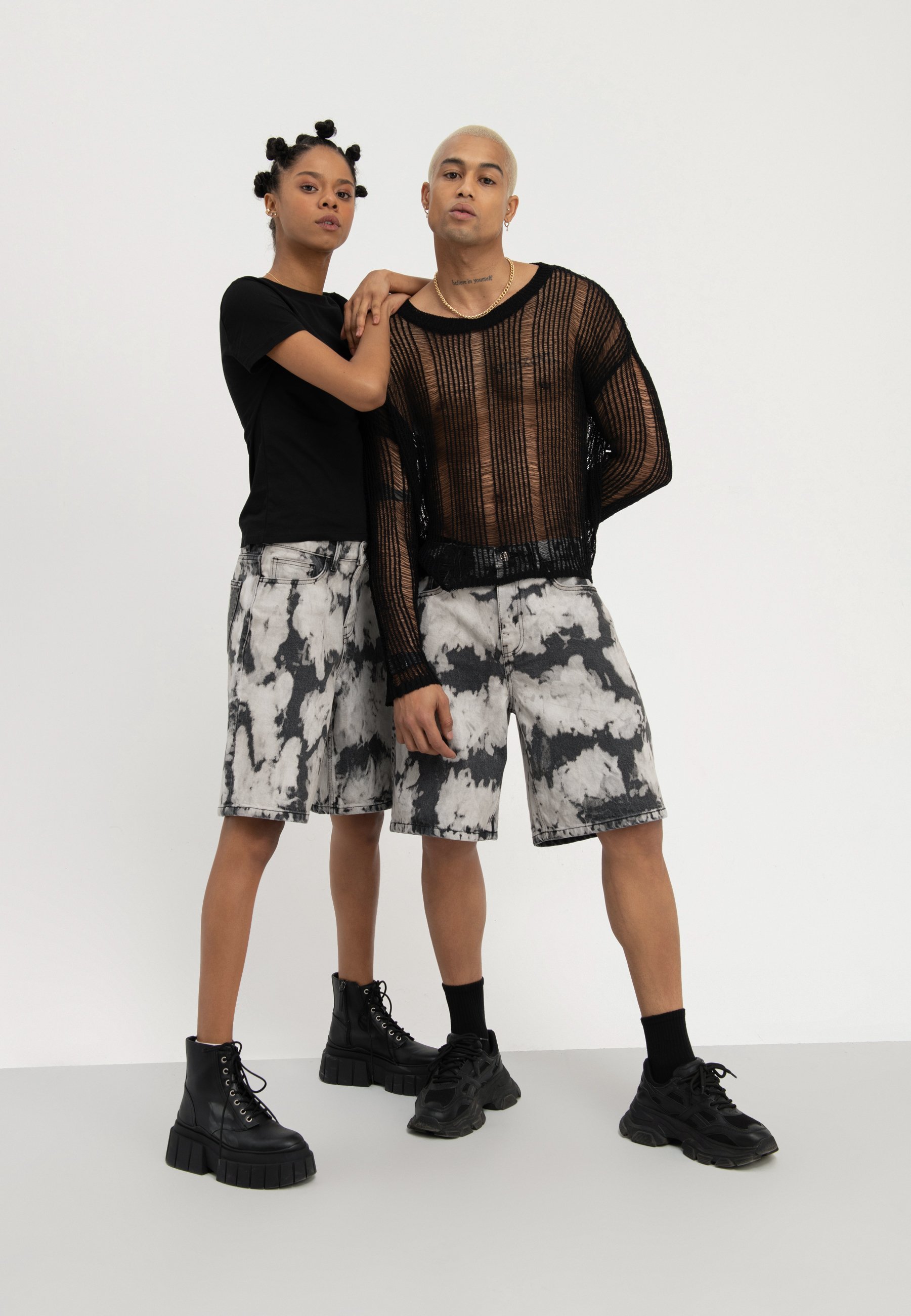UNISEX - Denim shorts