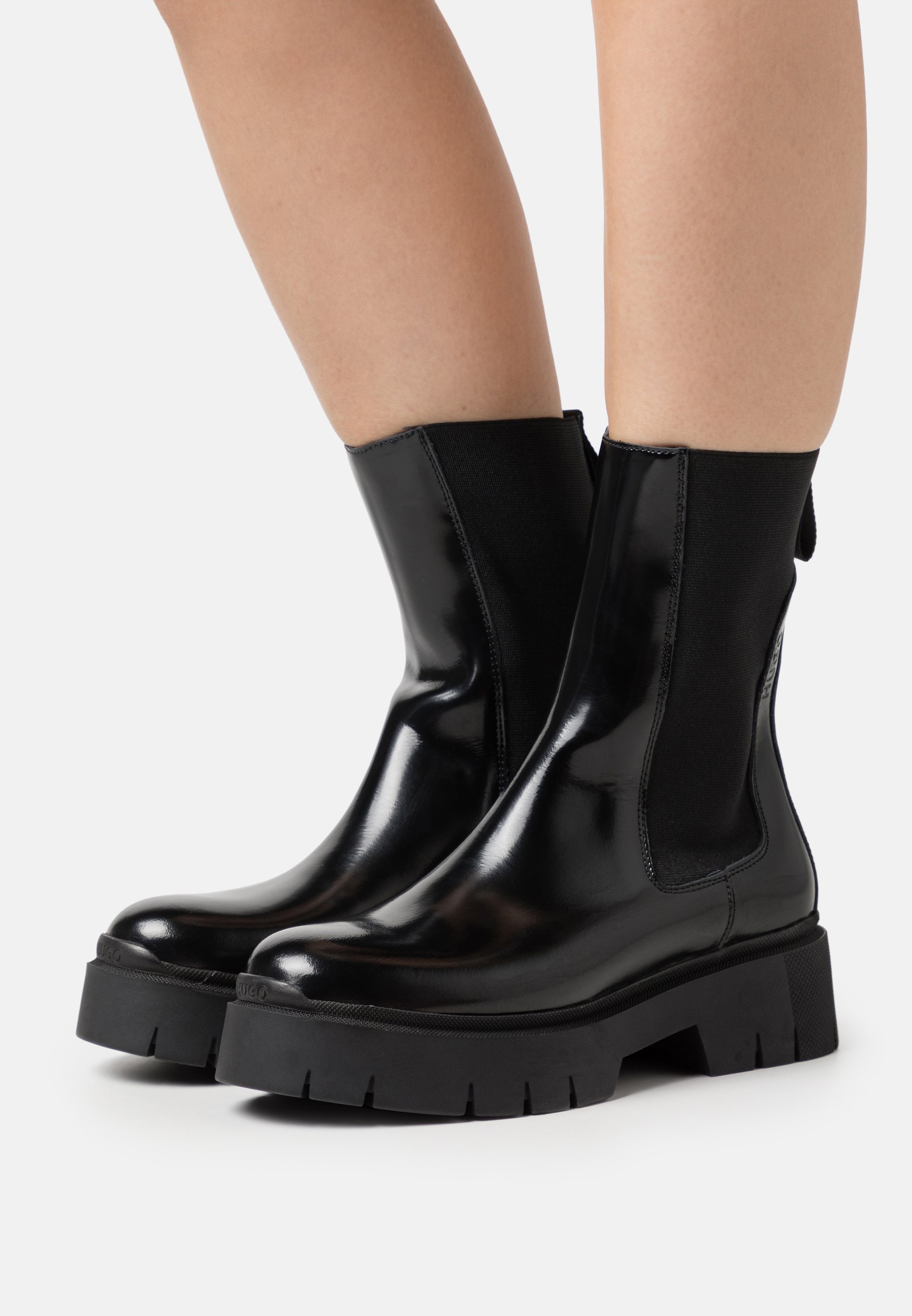 KRIS- Platform ankle boots
