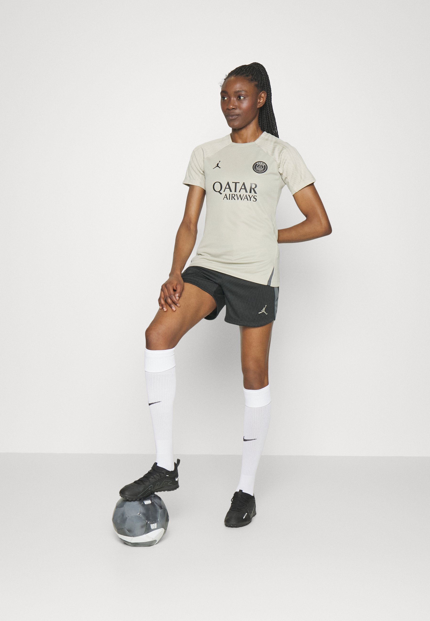 PARIS ST GERMAIN STRIKE SHORT THIRD - Club wear